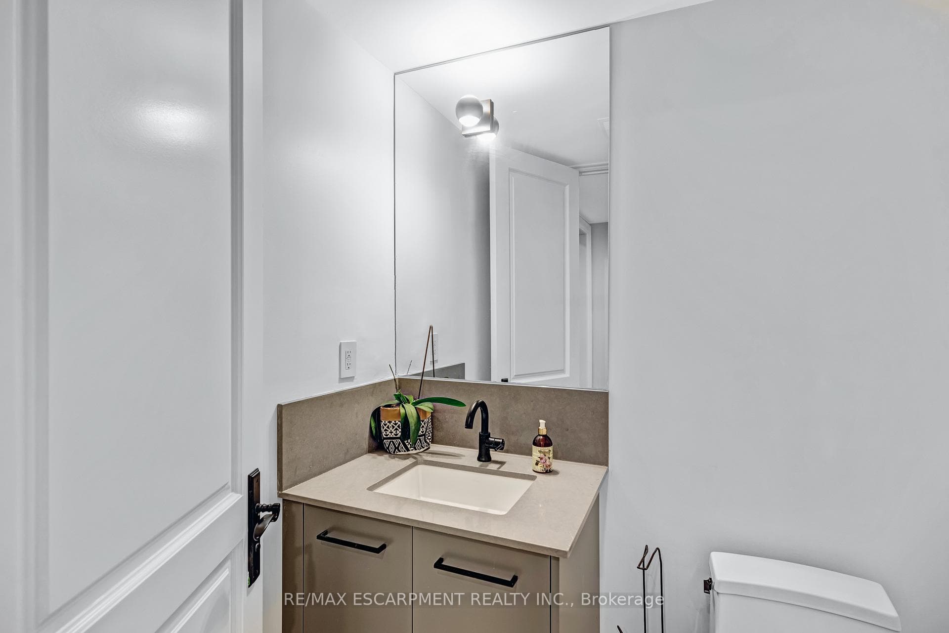 714 Atoka Drive - Detached photo 39 of 50 in Mississauga, Ontario