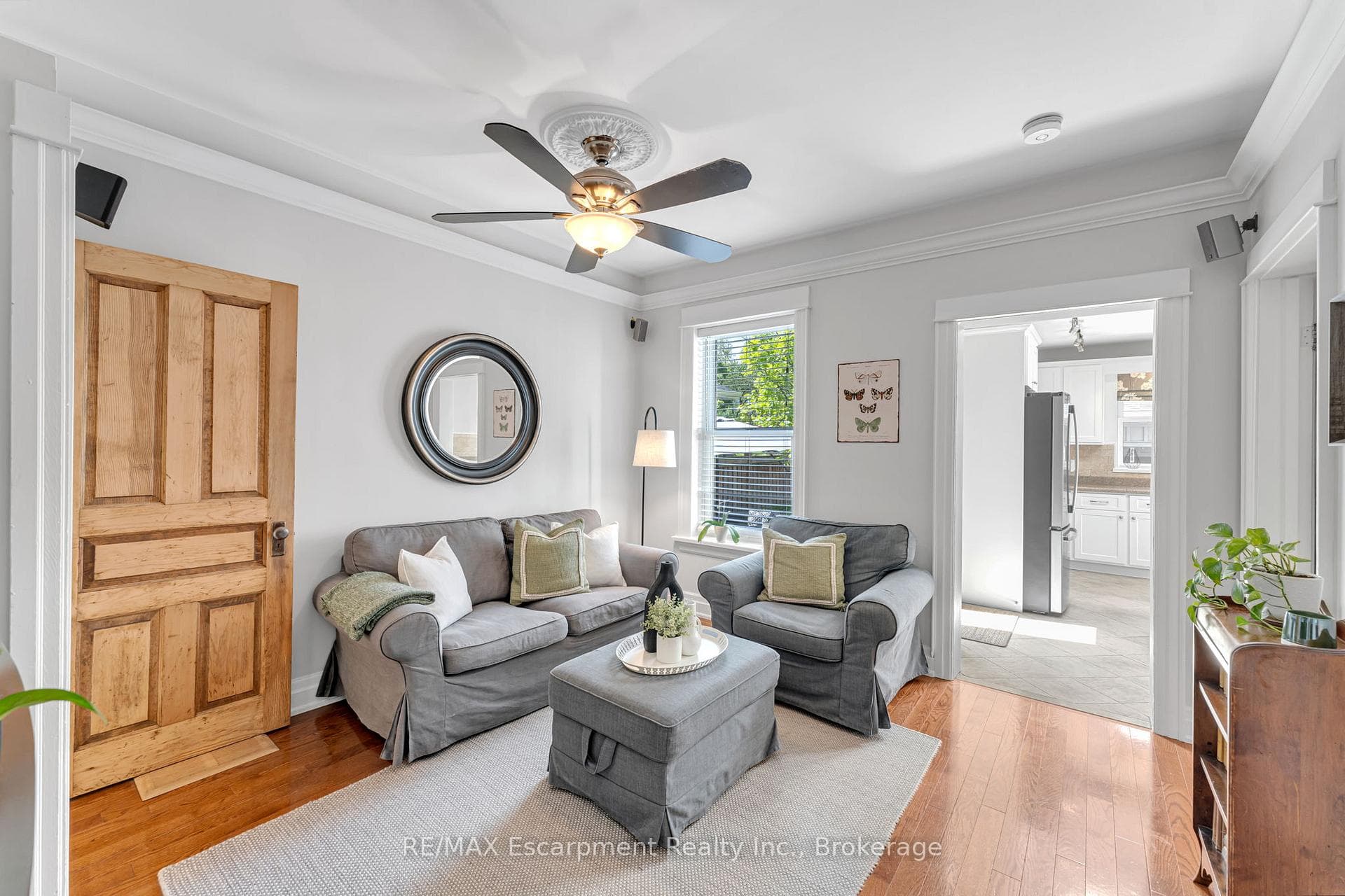 546 HURD Avenue - Detached photo 10 of 46 in Burlington, Ontario