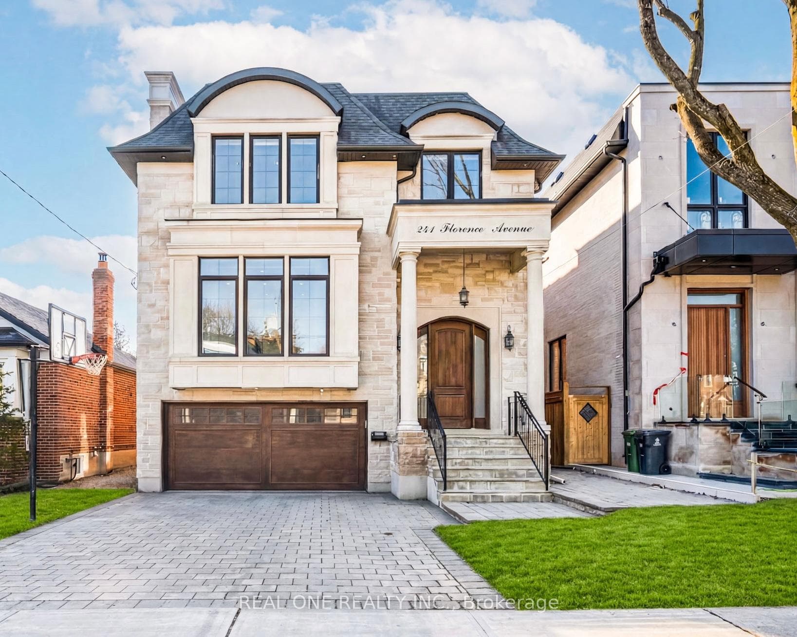 241 Florence Avenue - Detached photo 1 of 50 in Thornhill / Willowdale, Ontario