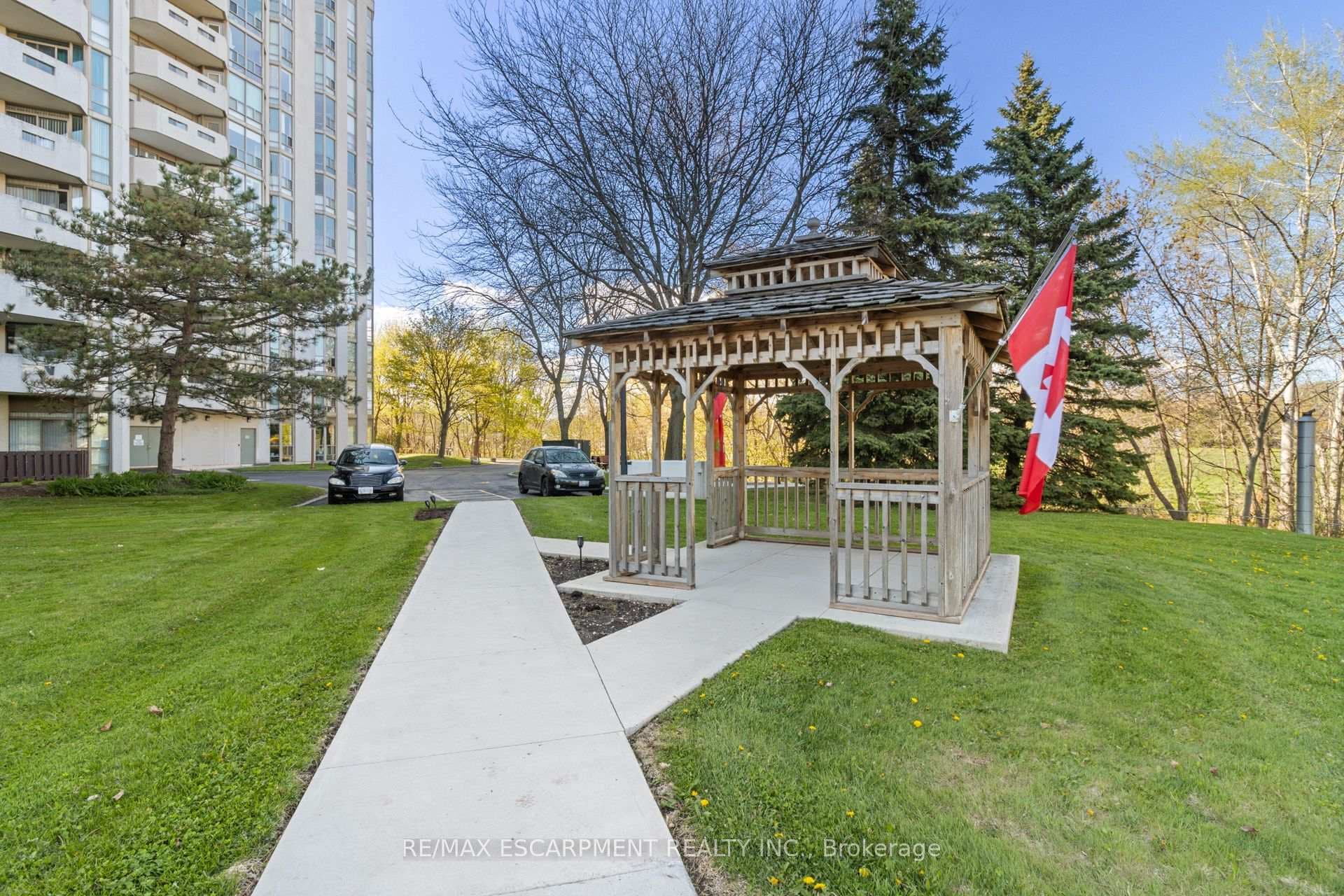 5070 Pinedale Avenue Unit 302 - Condo photo 36 of 36 in Burlington, Ontario