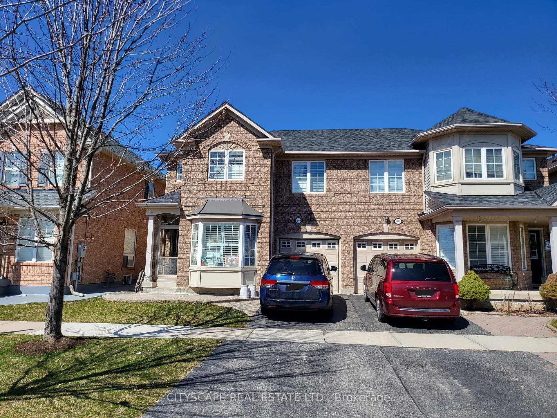 1065 Clark Boulevard - home for sale in Milton, Ontario