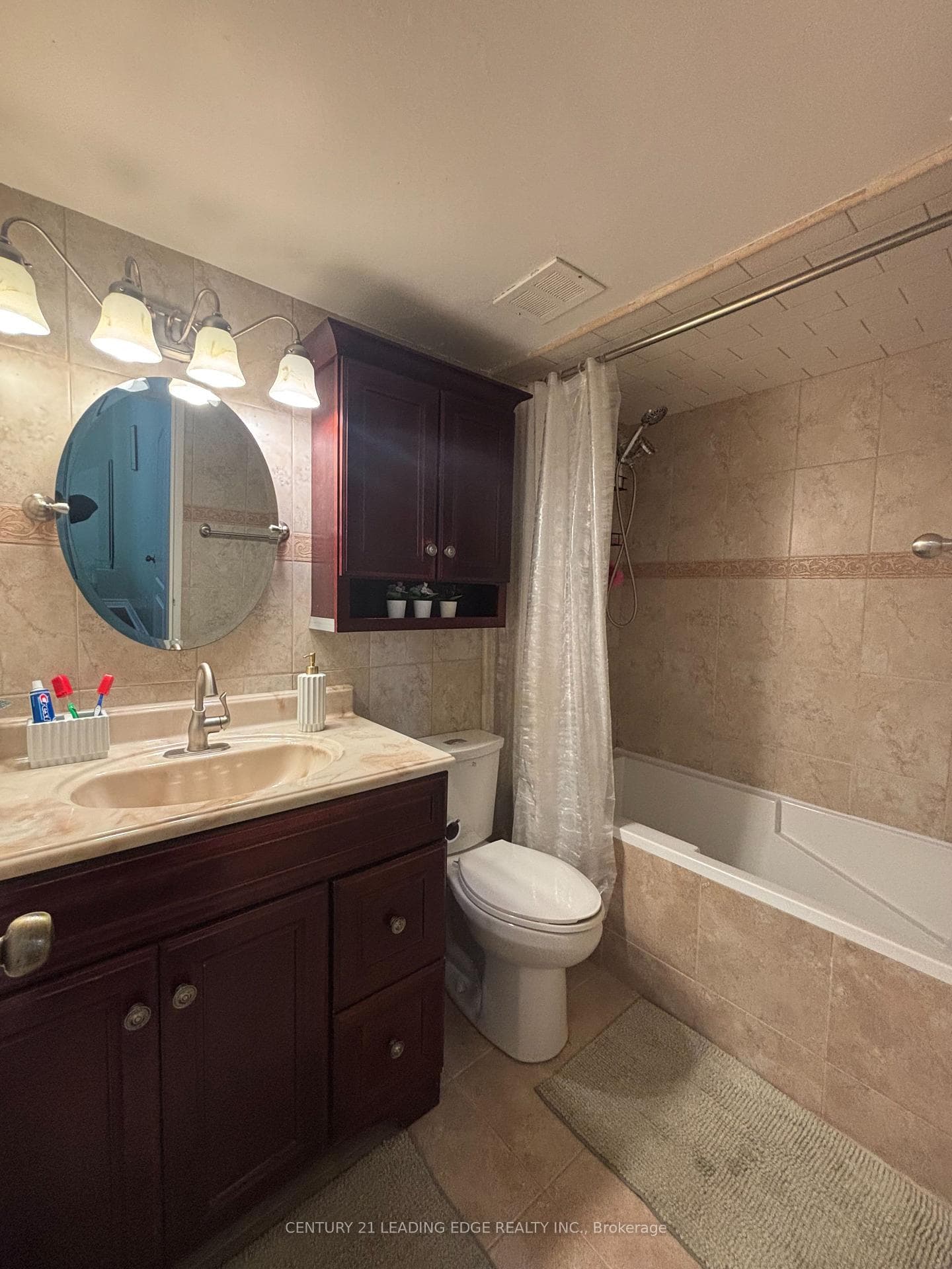 15 Vicora Linkway N/A Unit 304 - Condo photo 14 of 30 in Flemingdon Park / Don Mills, Ontario