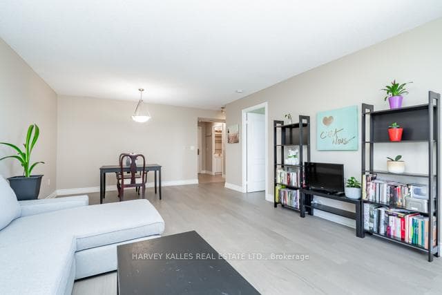 880 Grandview Way Unit 1209 - Condo photo 8 of 26 in Willowdale / Newtonbrook, Ontario