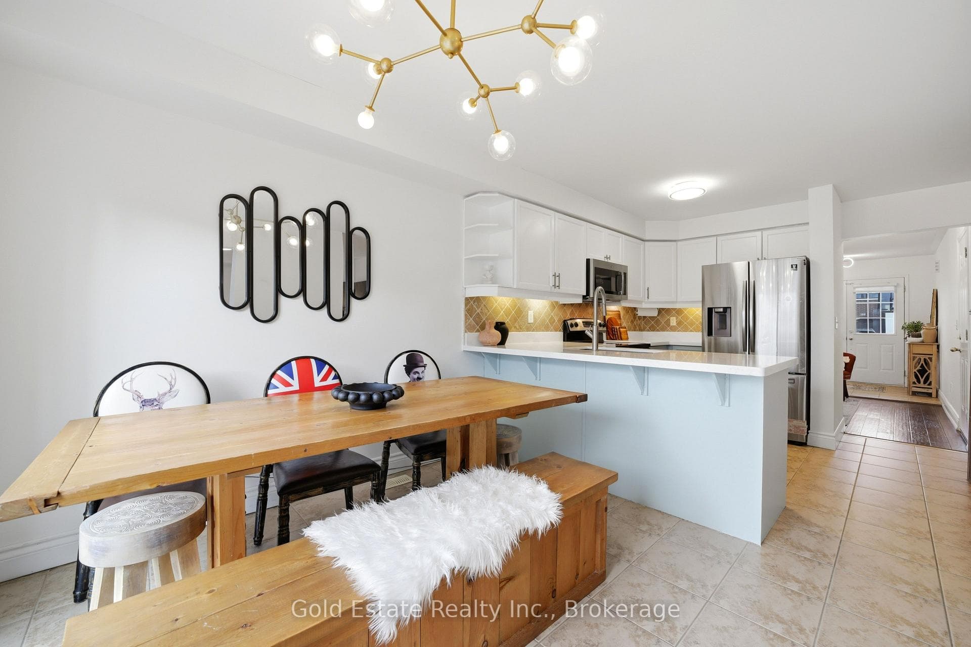4875 Valera Road - Townhouse photo 10 of 23 in Burlington, Ontario
