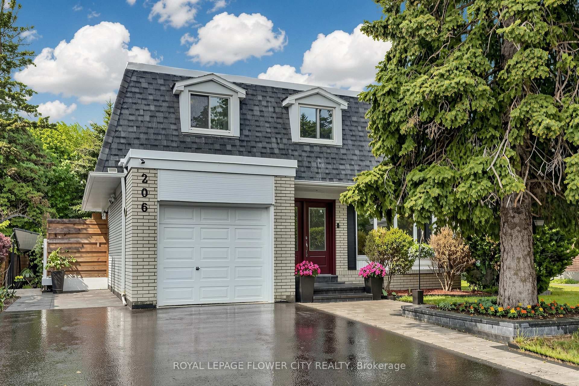 206 Mcmurchy Avenue - Detached photo 3 of 50 in Brampton, Ontario