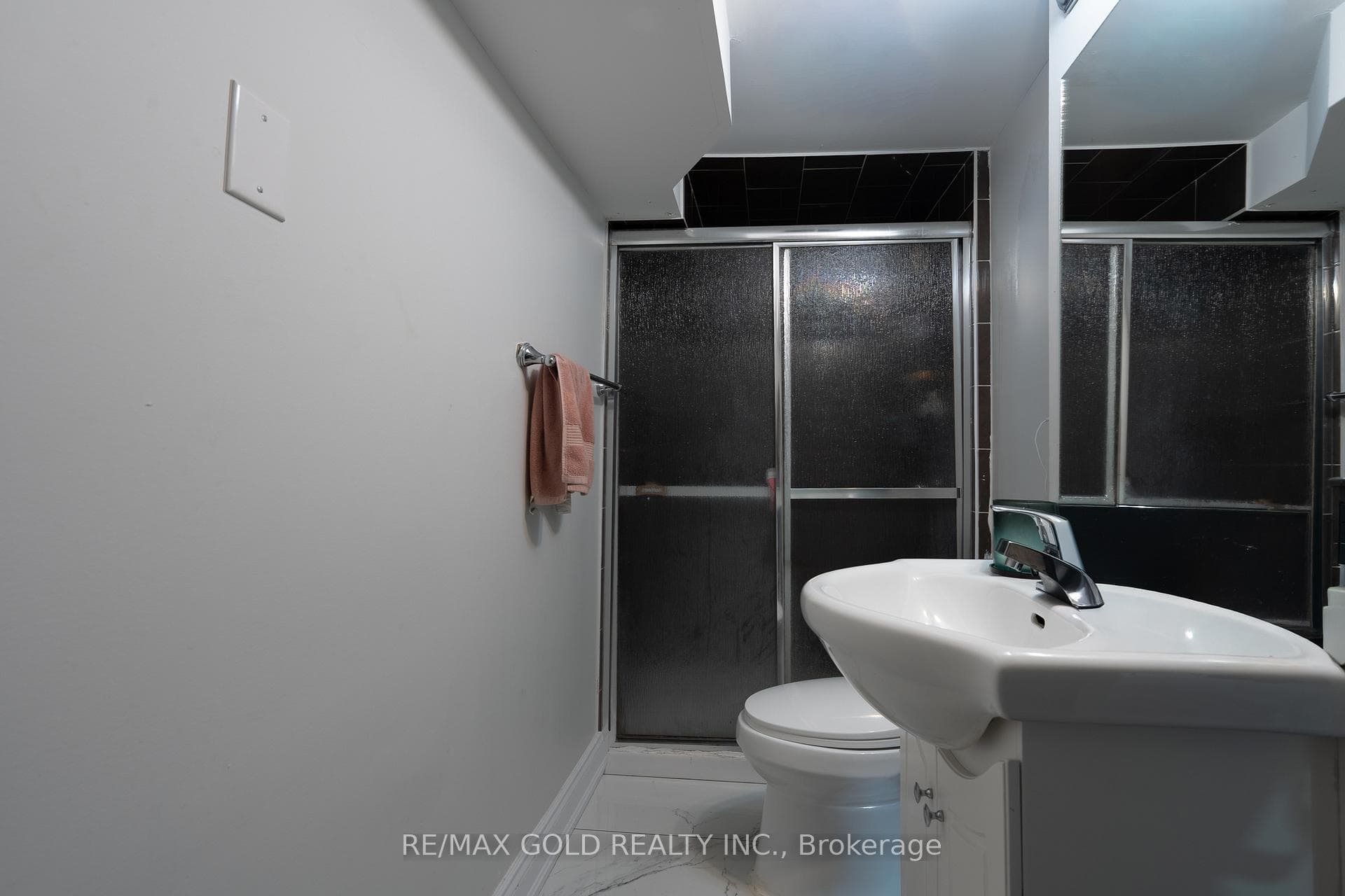 6 Meadow Glade Road - Detached photo 35 of 36 in Brampton, Ontario