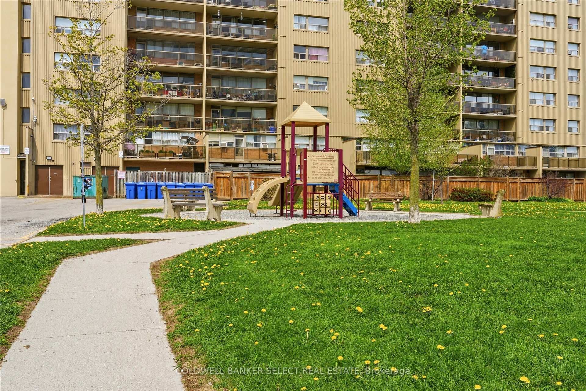 15 ALBRIGHT Road Unit 22 - Condo photo 26 of 27 in Hamilton, Ontario