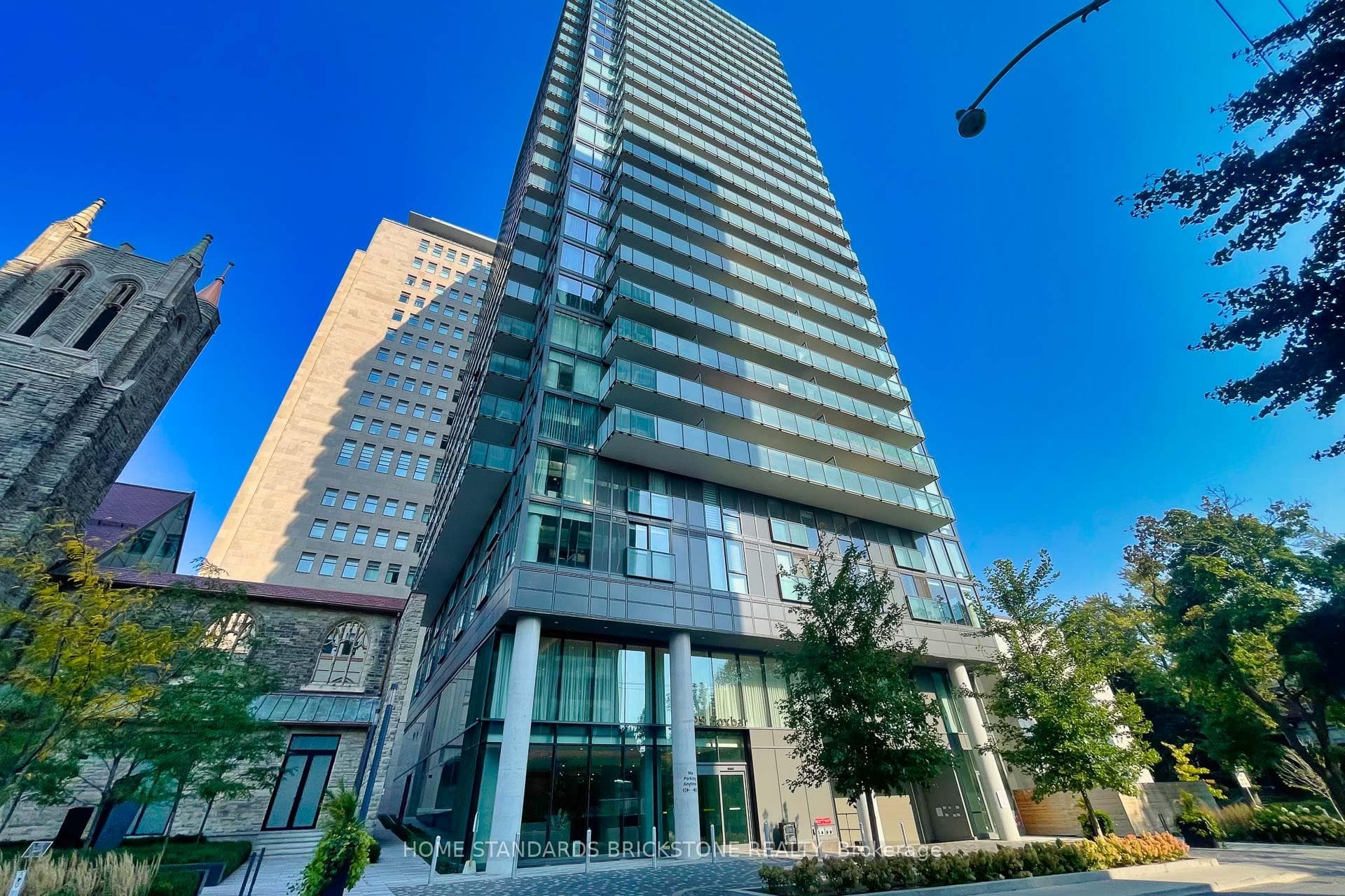 99 Foxbar Road Unit 711 - Condo photo 1 of 36 in Annex / Yorkville / Summerhill, Ontario