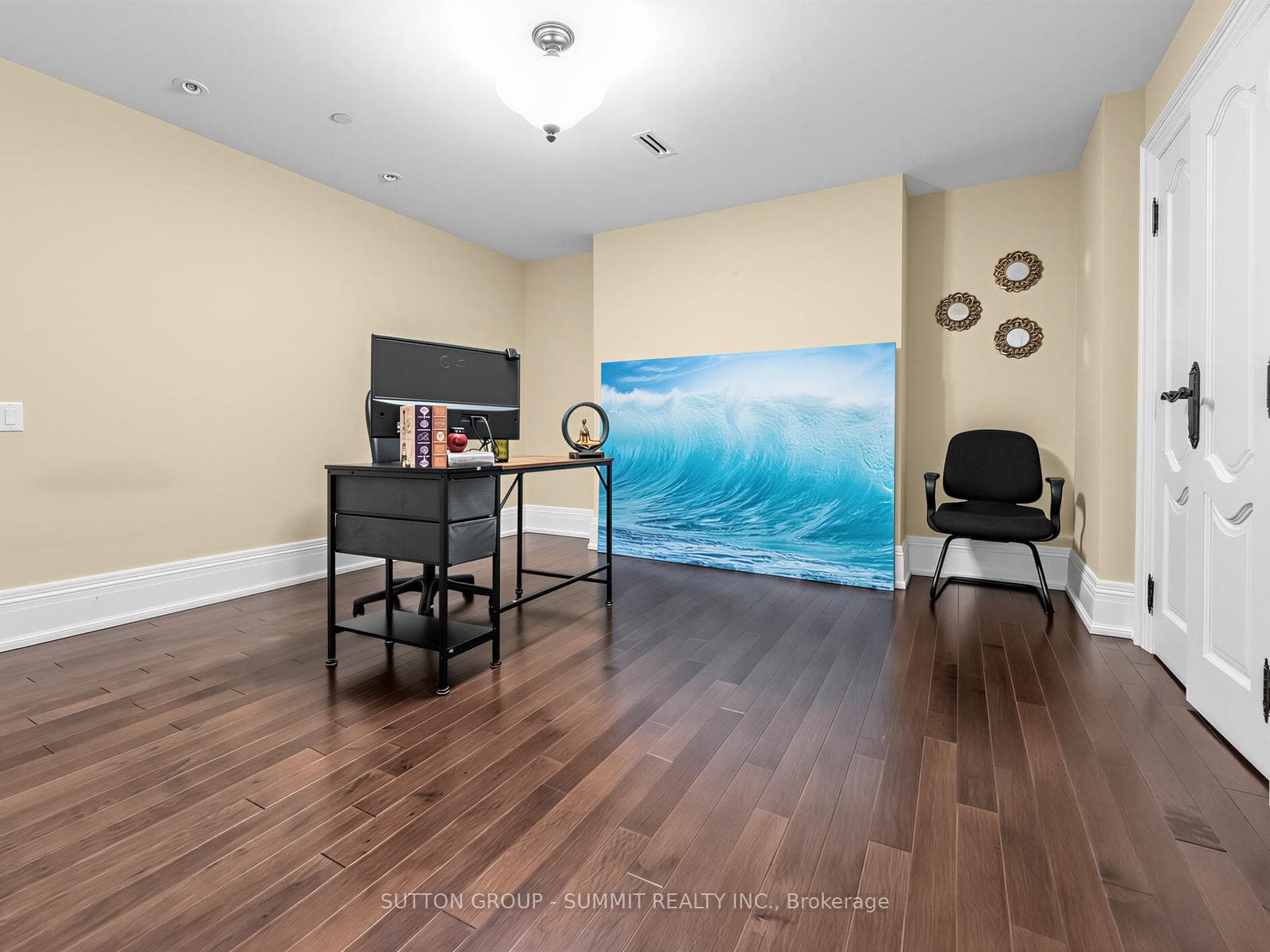 217 Eastcourt Road - Detached photo 35 of 47 in Oakville, Ontario