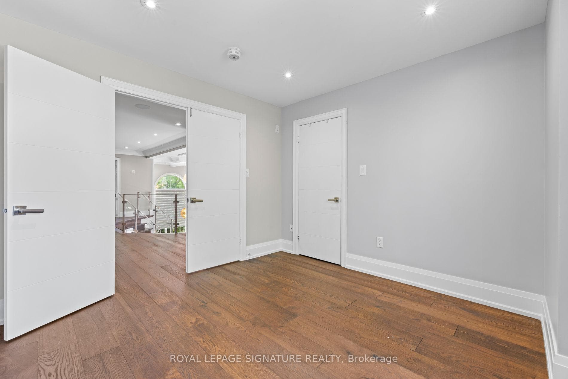 2480 Upper Valley Crescent - Detached photo 28 of 50 in Oakville, Ontario