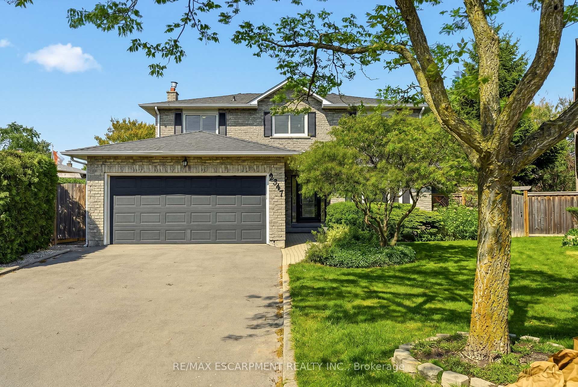 2347 Tweedsmuir Court - Detached photo 1 of 48 in Burlington, Ontario