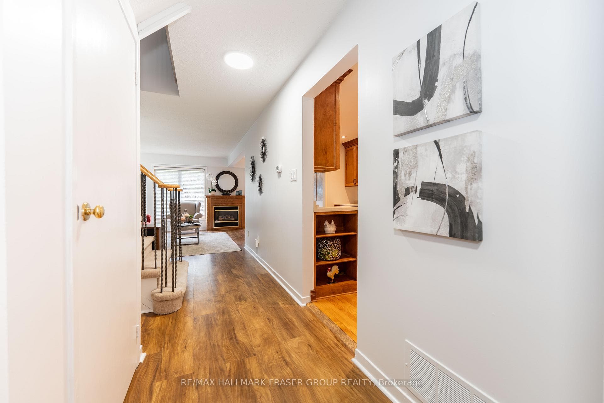 4 Coalport Drive - Detached photo 3 of 40 in Birch Cliff / Cliffside, Ontario
