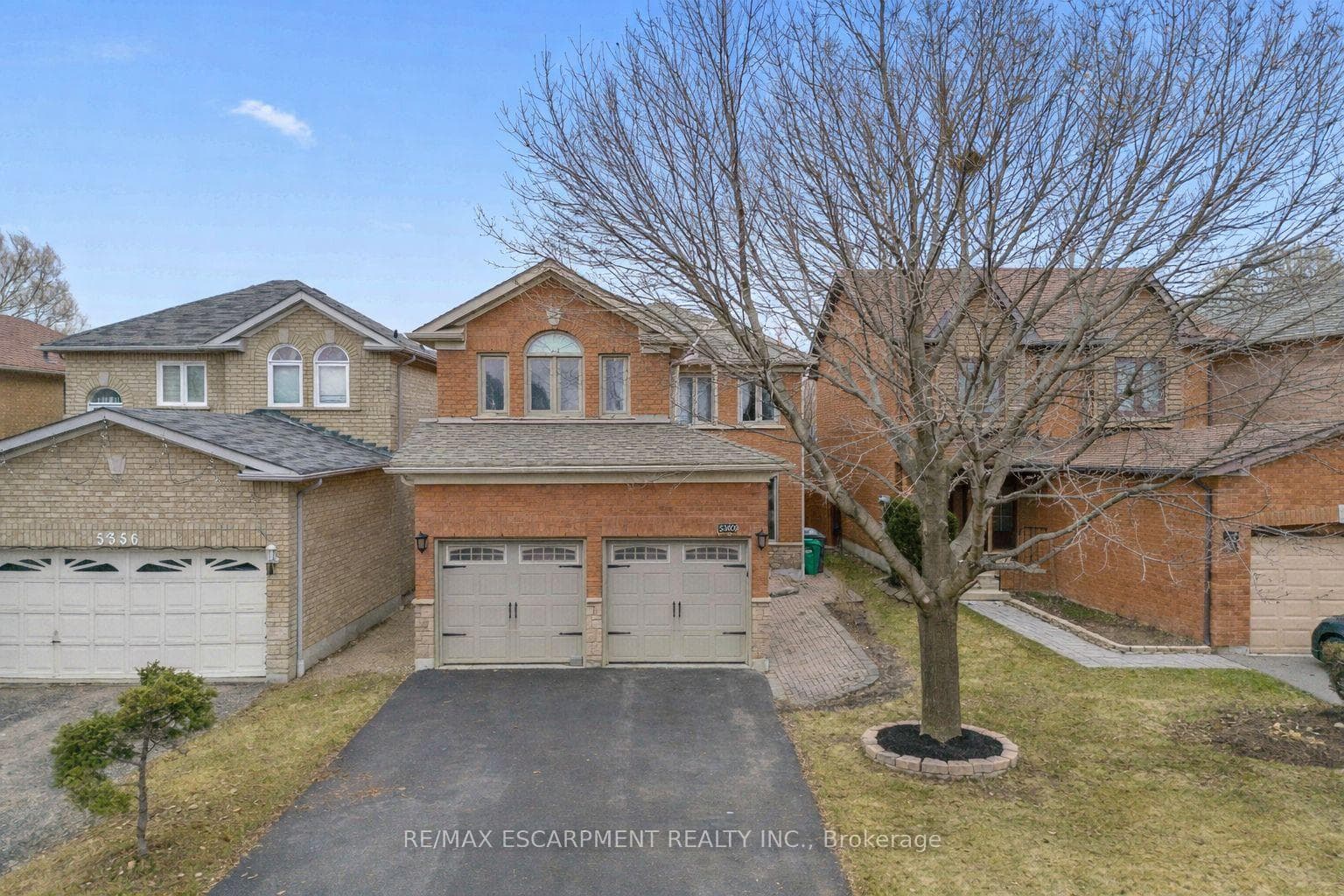 5360 Landsborough Avenue - Detached for sale in Applewood, Ontario