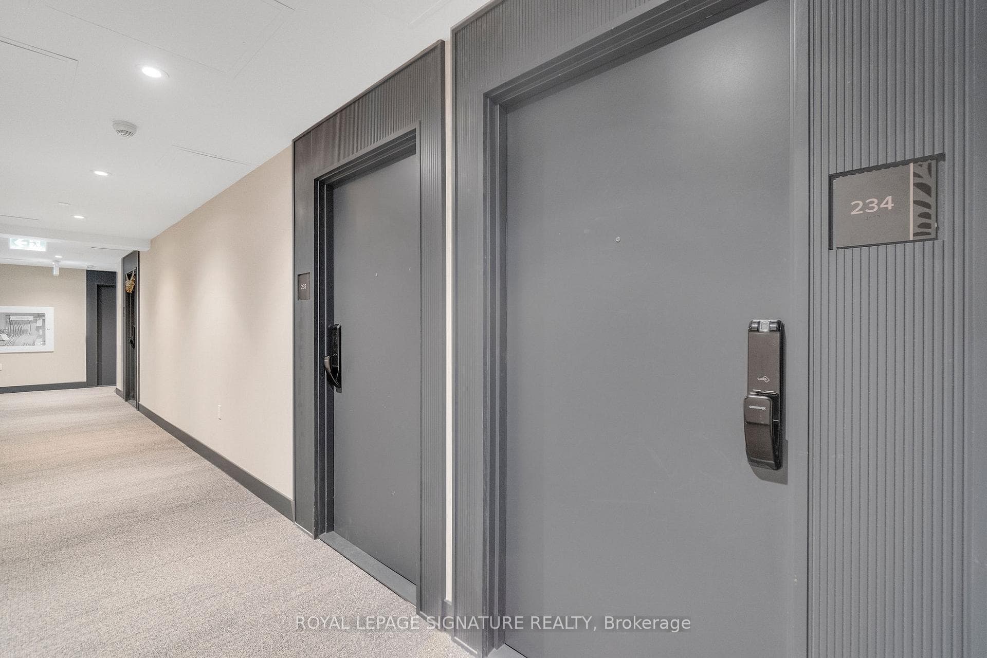 395 Dundas Street Unit 234 - Condo photo 9 of 35 in Oakville, Ontario