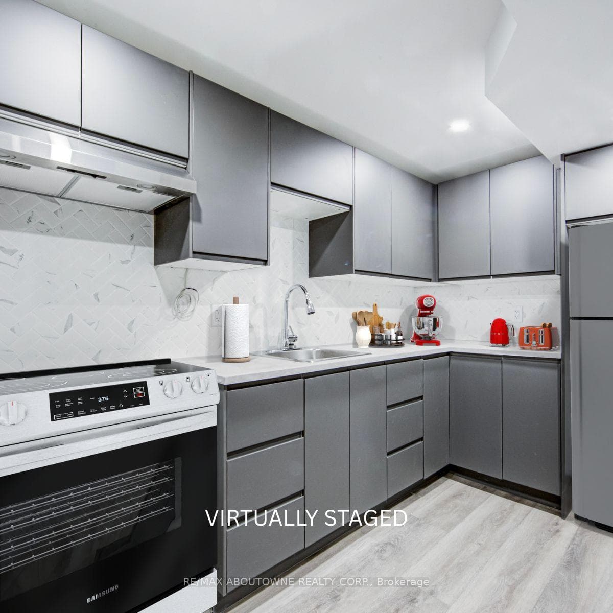 2367 Middlesmoor Crescent - Semi-Detached photo 22 of 31 in Burlington, Ontario