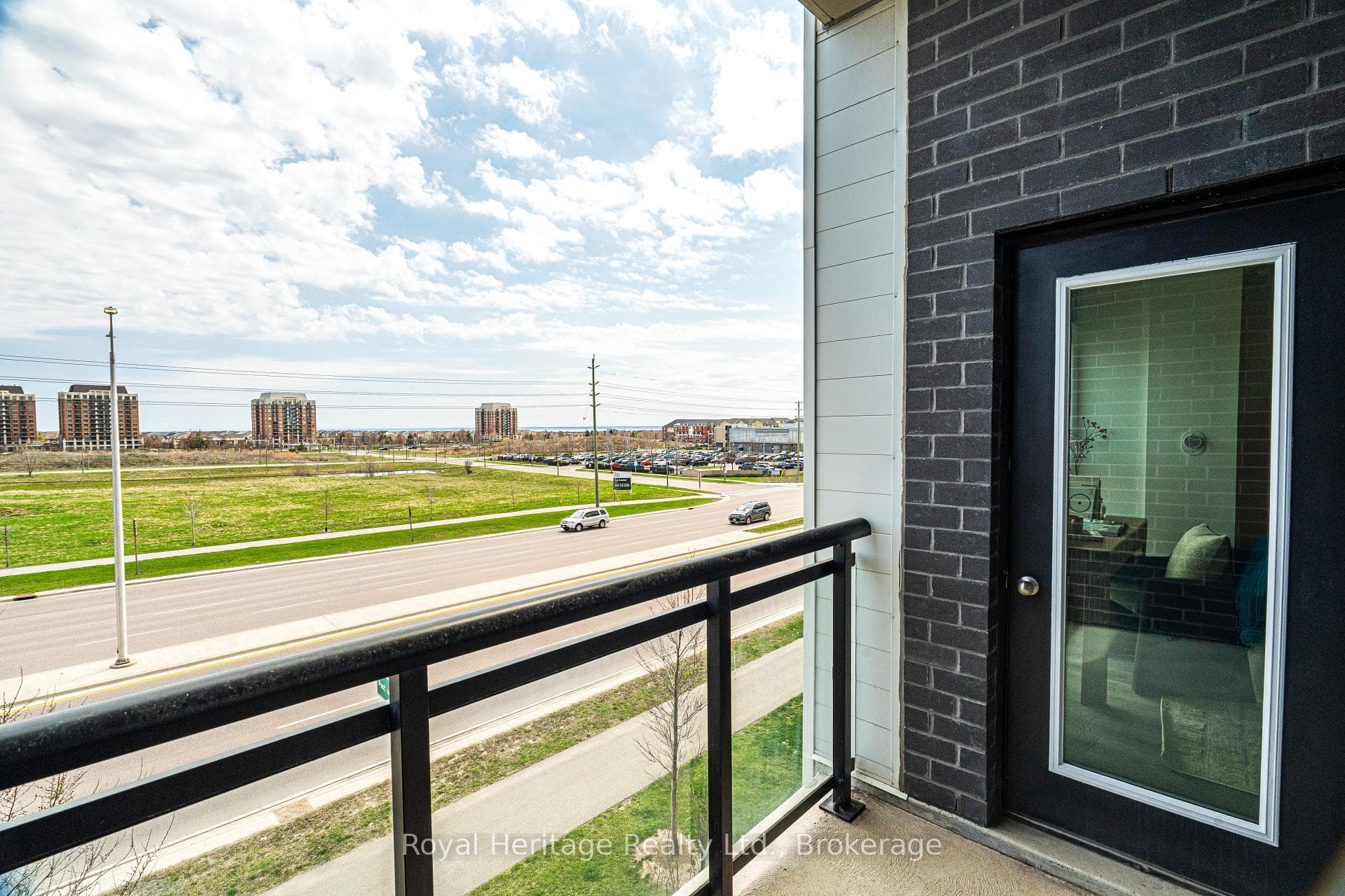 128 Grovewood Common Unit 319 - Condo photo 19 of 38 in Oakville, Ontario