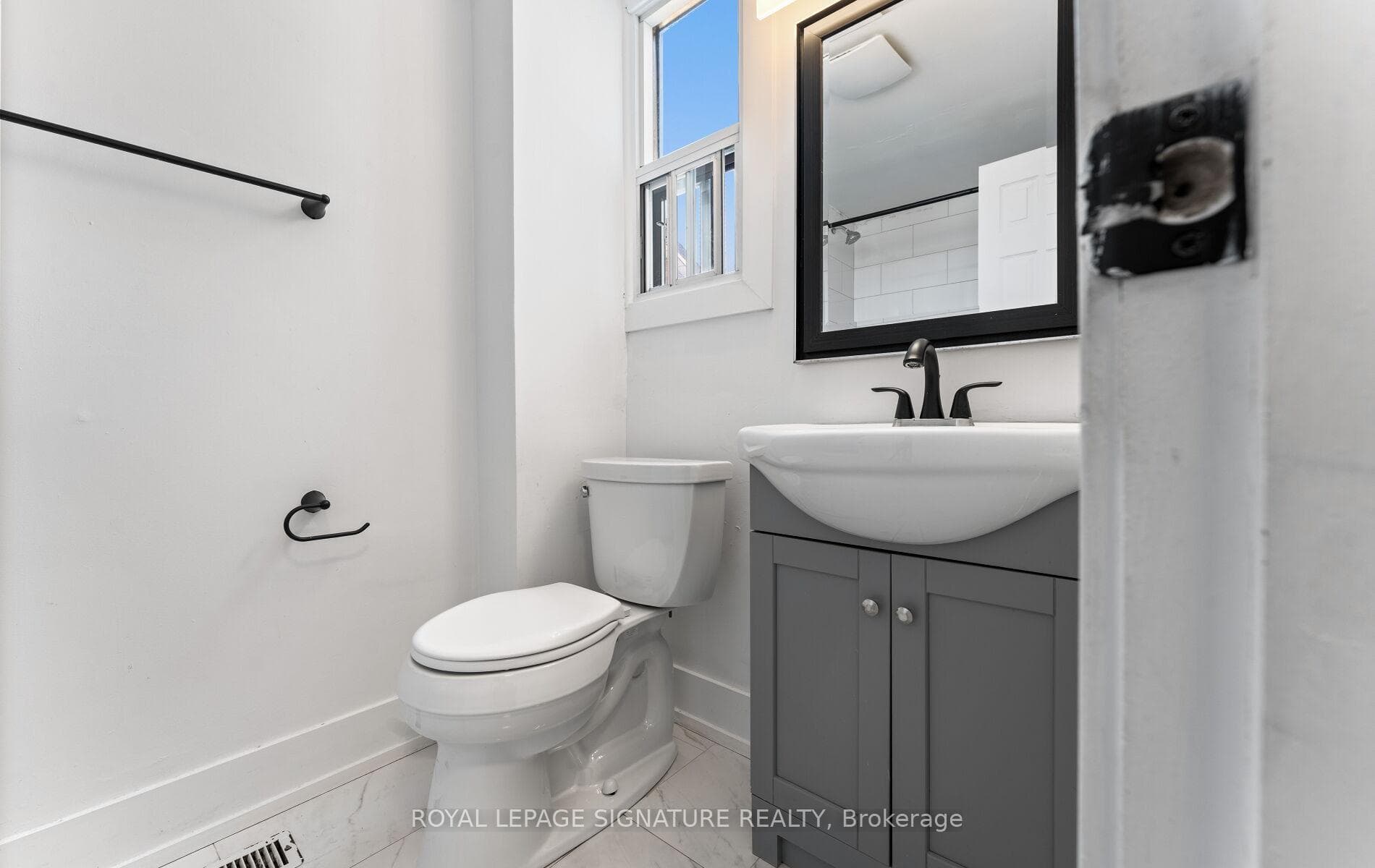165 Nairn Avenue - Semi-Detached photo 23 of 36 in Keelesdale / Eglinton West, Ontario