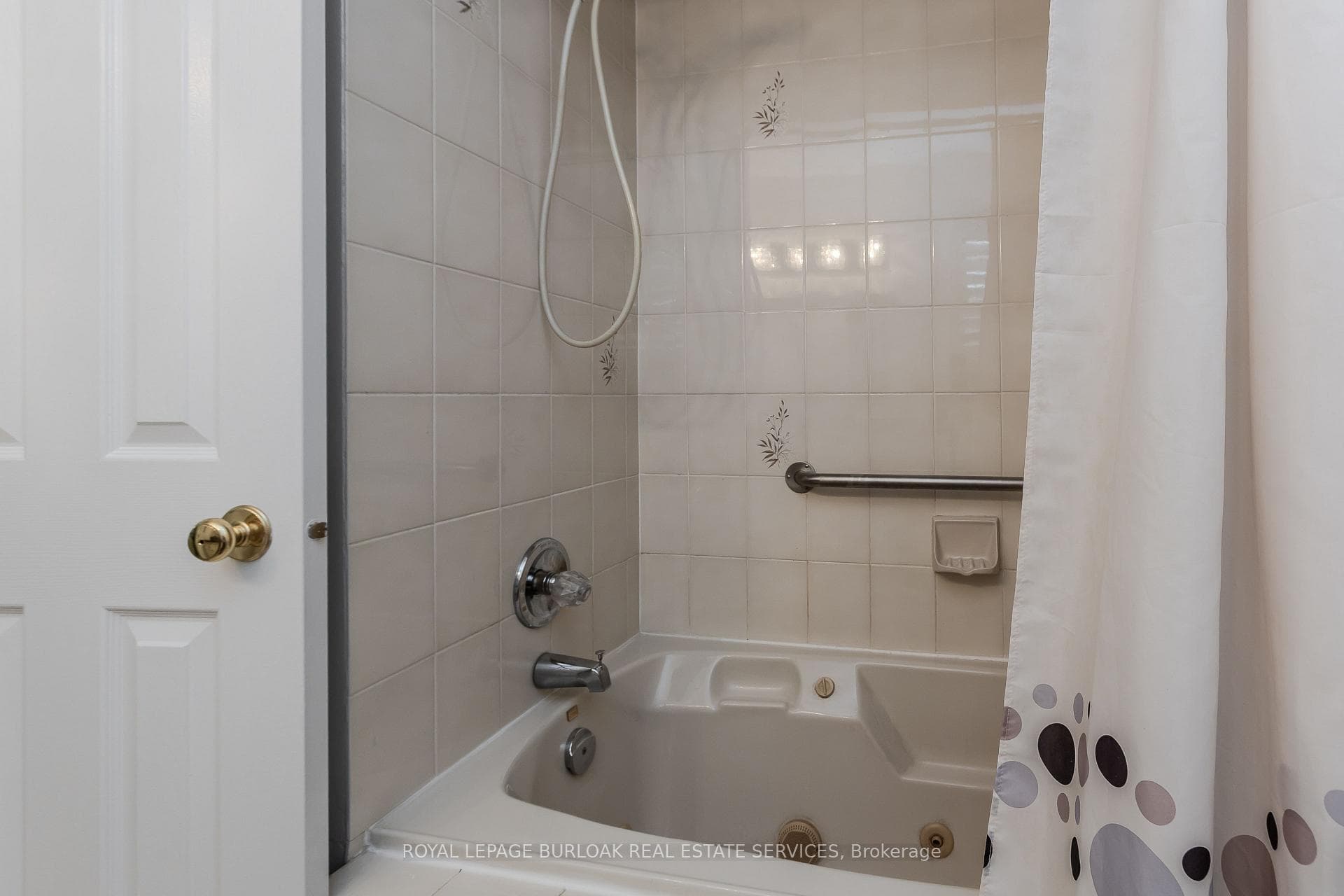 2155 Duncaster Drive Unit 10 - Condo photo 14 of 34 in Burlington, Ontario
