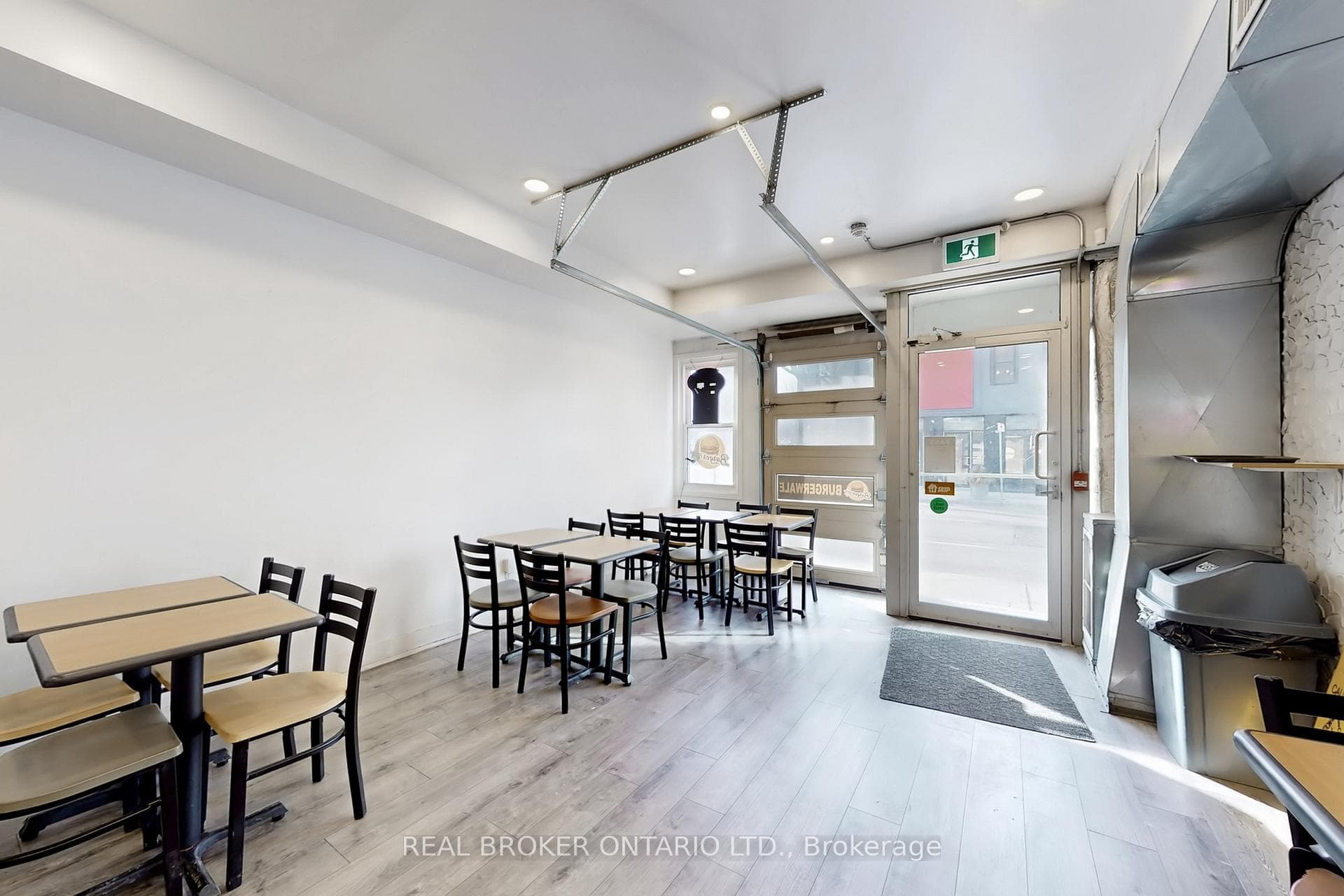 85 John Street Unit C - Commercial photo 9 of 31 in Hamilton, Ontario