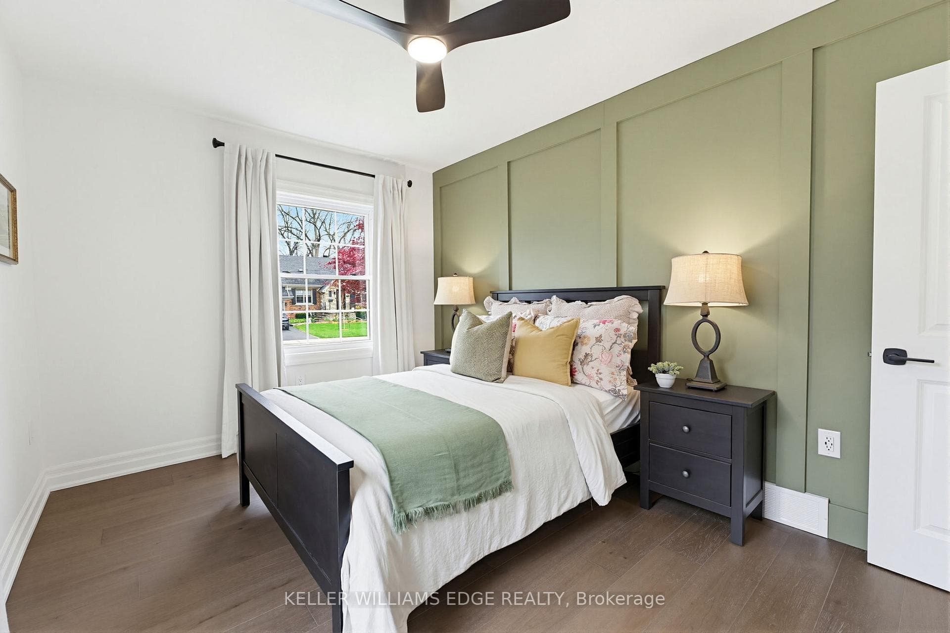 586 Woodland Avenue - Detached photo 19 of 45 in Burlington, Ontario
