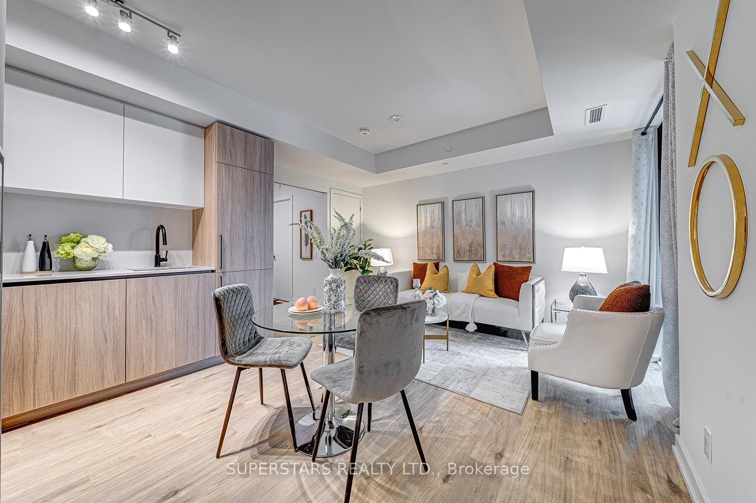 35 Parliament Street Unit 601 - Condo photo 4 of 32 in Regent Park / Cabbagetown / St. James Town, Ontario