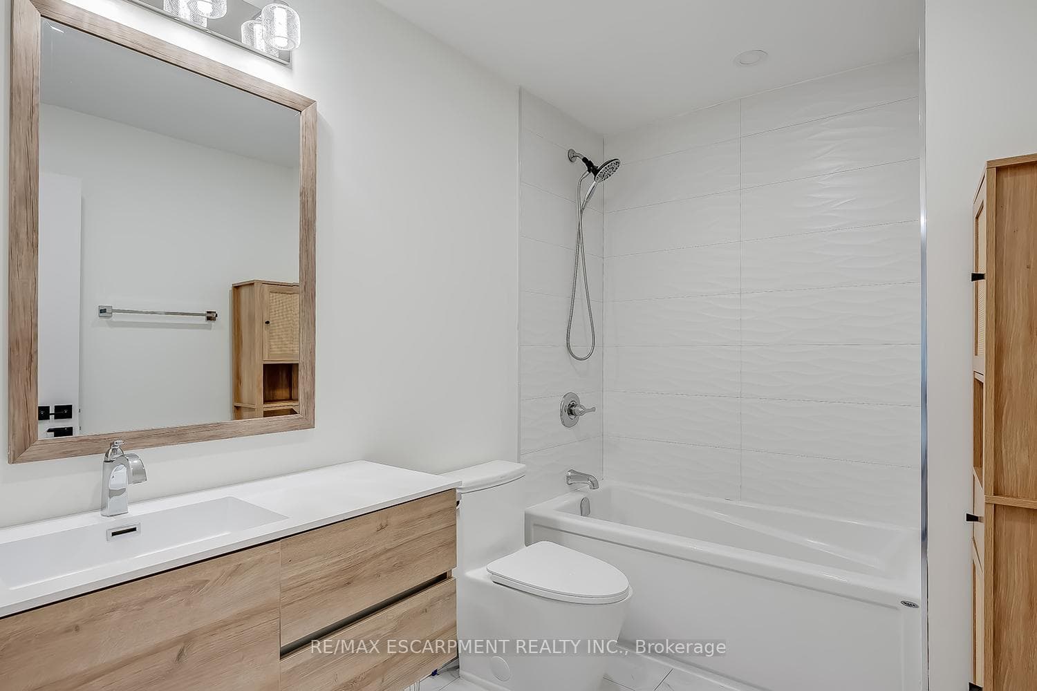 327 Goodram Drive - Detached photo 27 of 50 in Burlington, Ontario