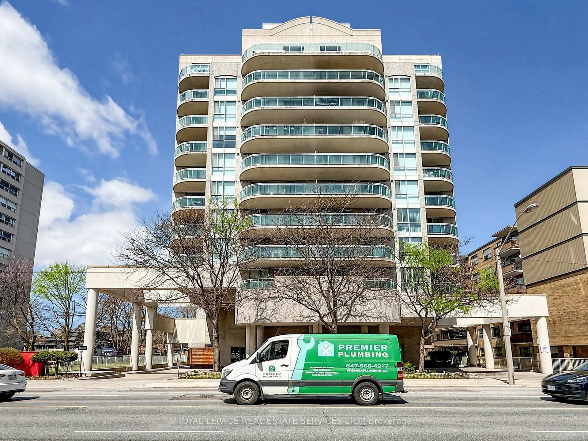 398 Eglinton Avenue Unit 203 - Condo photo 2 of 45 in Leaside / Davisville, Ontario