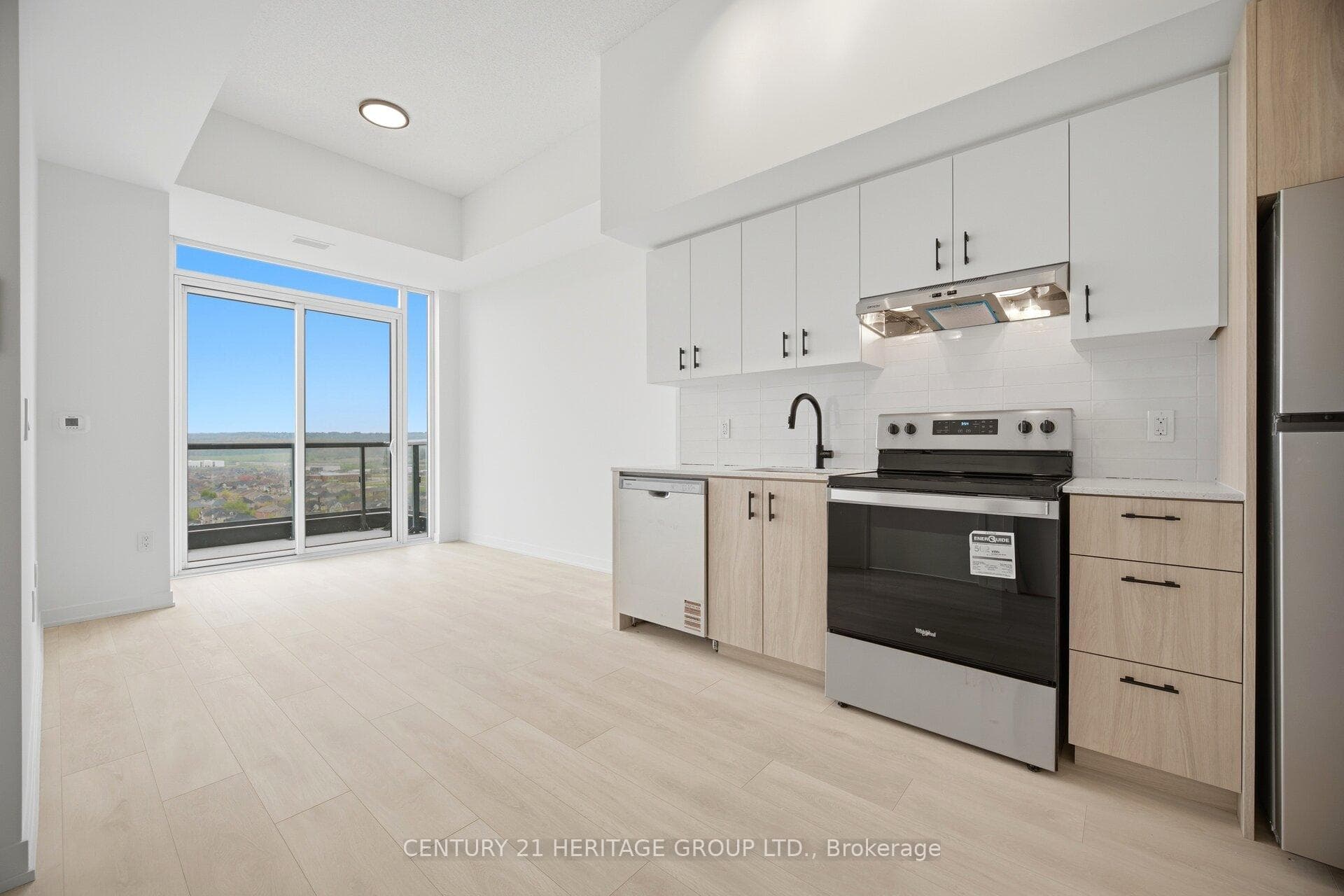 4878 POWERS COMMON Boulevard Unit C1601 - Condo photo 3 of 14 in Burlington, Ontario