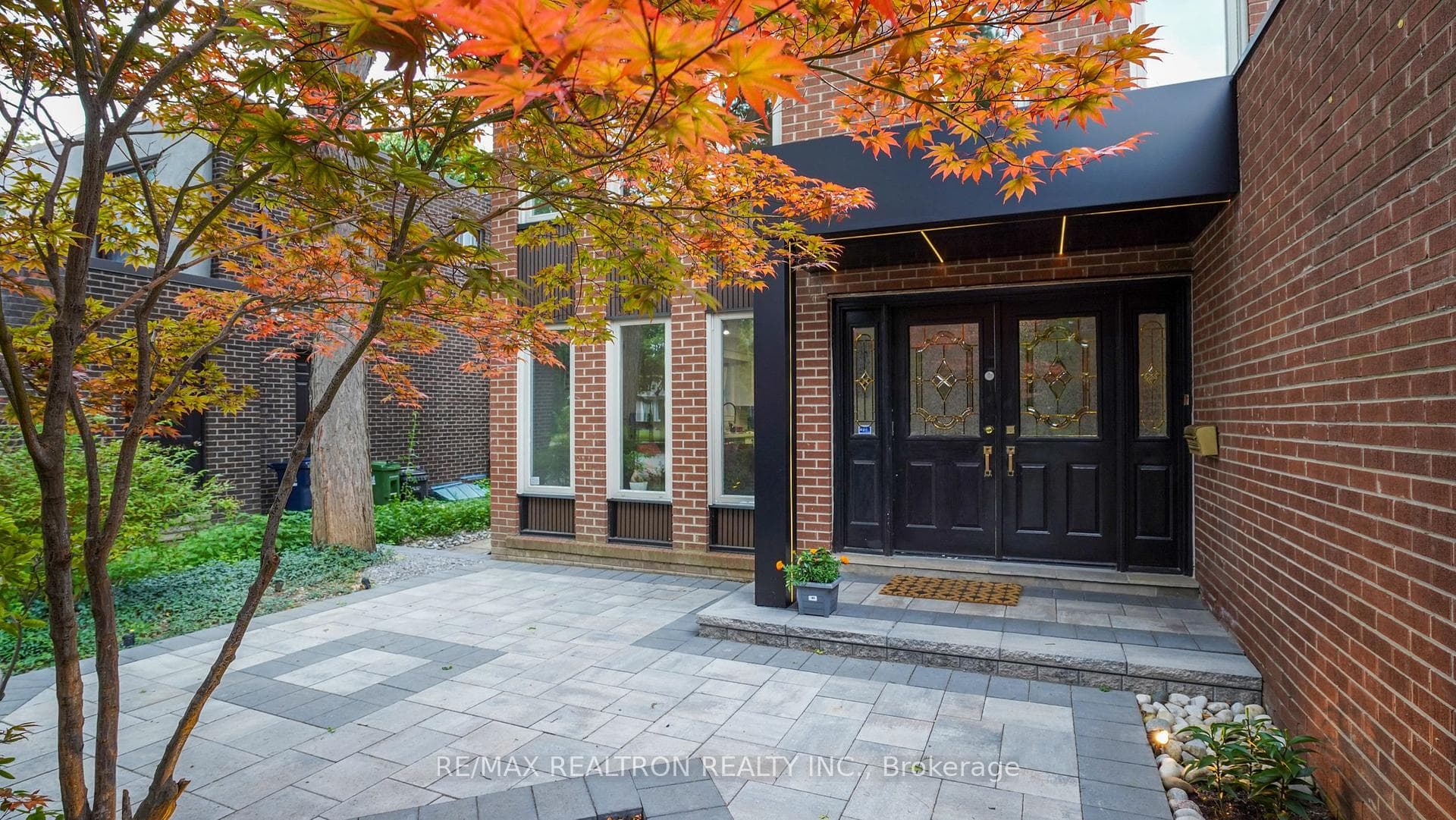 47 Robinter Drive - Detached photo 2 of 48 in Willowdale / Newtonbrook, Ontario