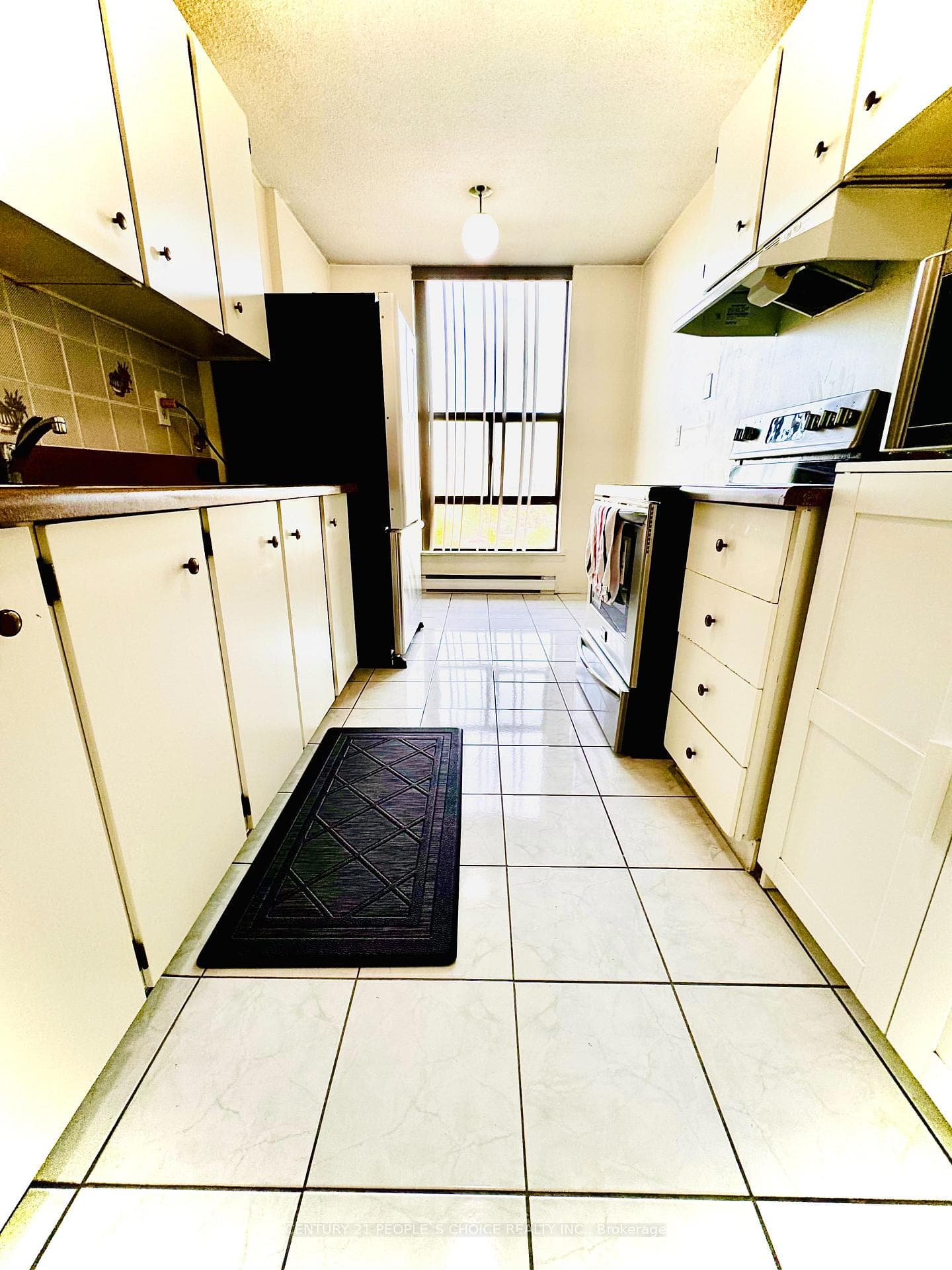 21 Knightsbridge Road Unit 1205 - Condo photo 4 of 12 in Brampton, Ontario