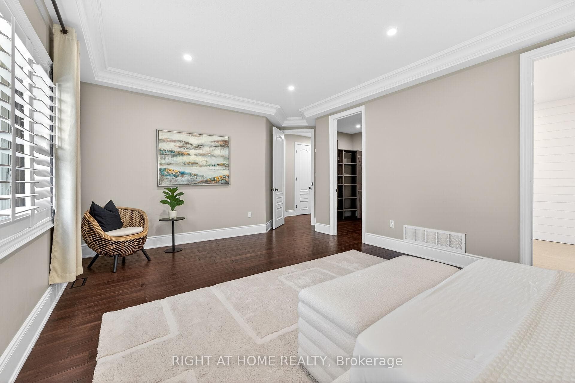 775 King Road - Detached photo 29 of 50 in Burlington, Ontario