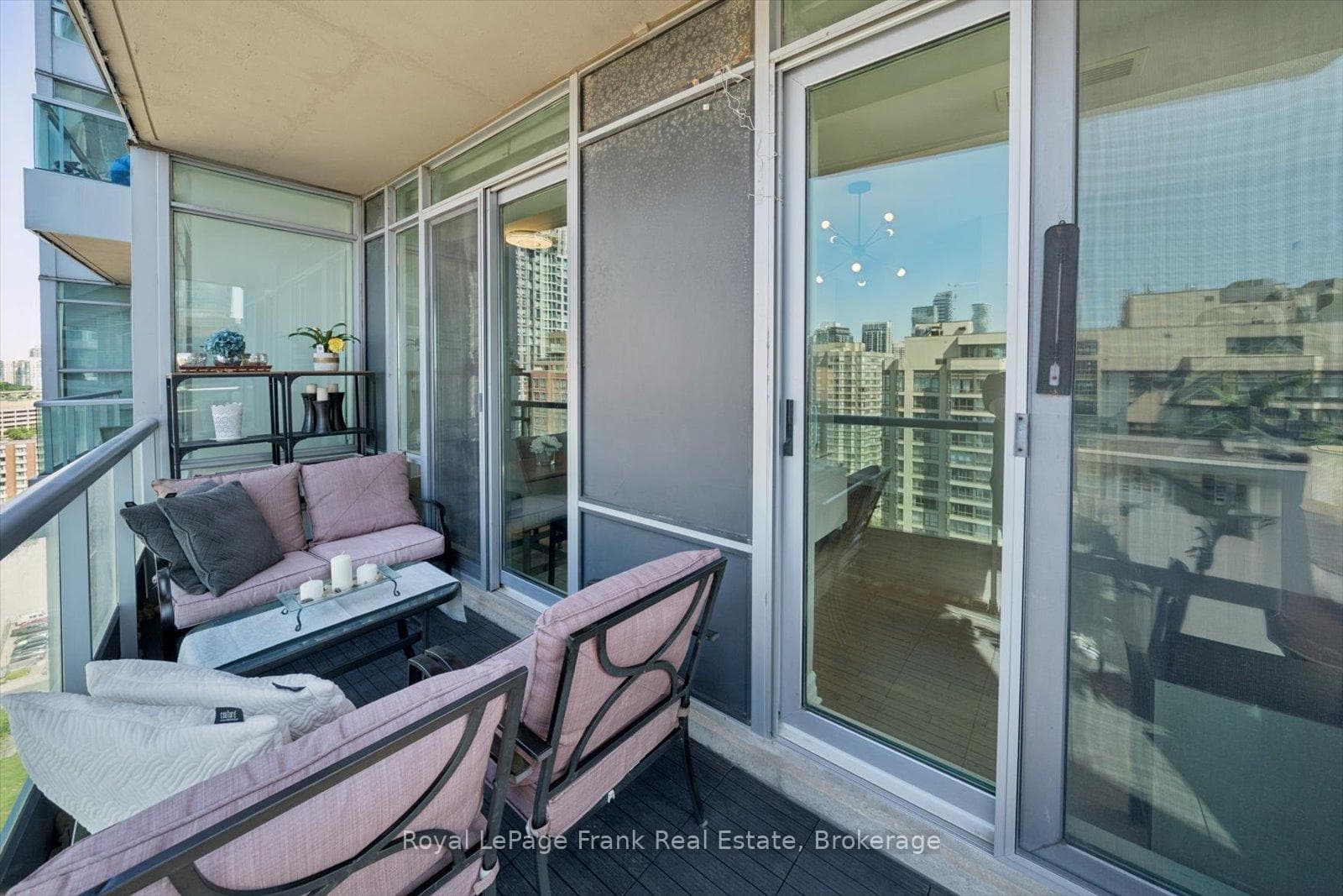 1 Elm Drive Unit 2405 - Condo photo 19 of 22 in Mississauga, Ontario