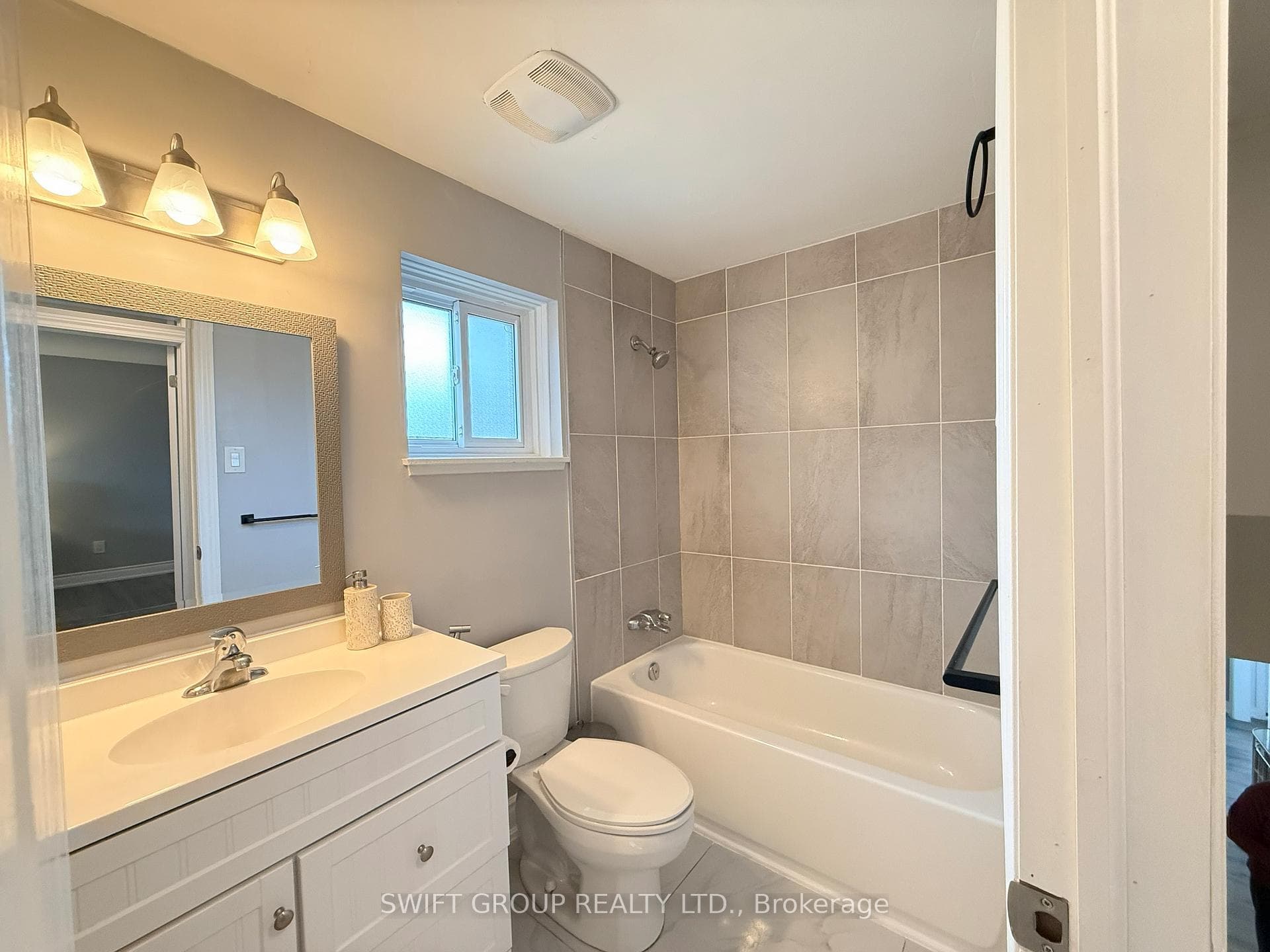 2218 Buttonbush Crescent - Detached photo 32 of 41 in Mississauga, Ontario