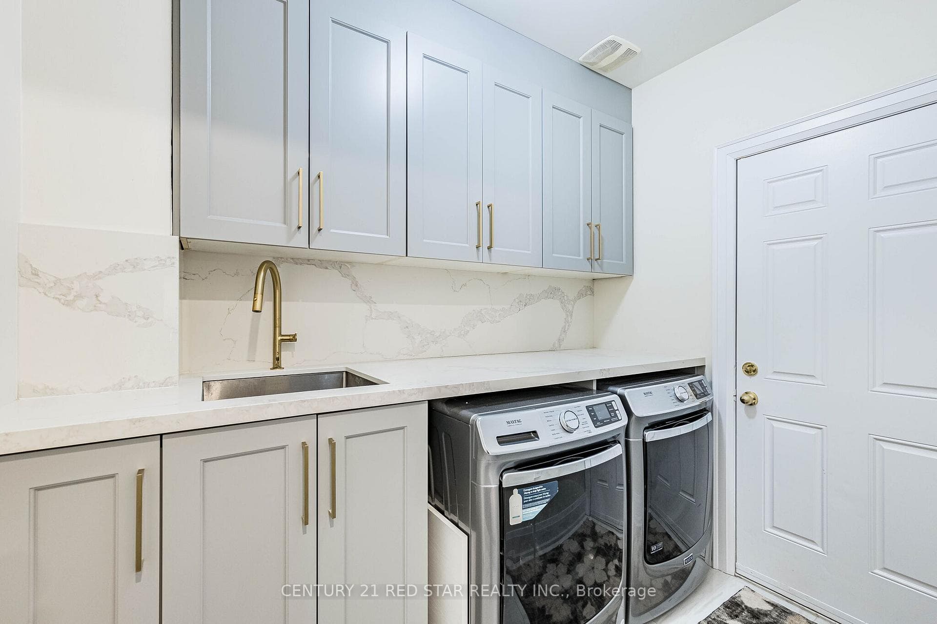 396 Derrydale Drive - Detached photo 18 of 48 in Mississauga, Ontario