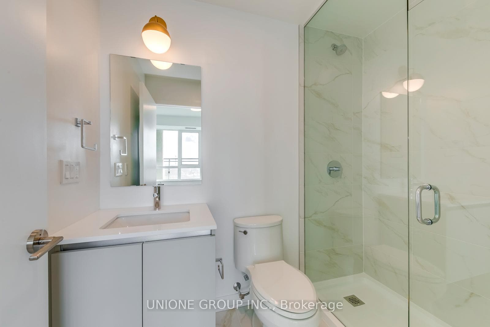405 Dundas Street Unit 407 - Condo photo 17 of 26 in Oakville, Ontario