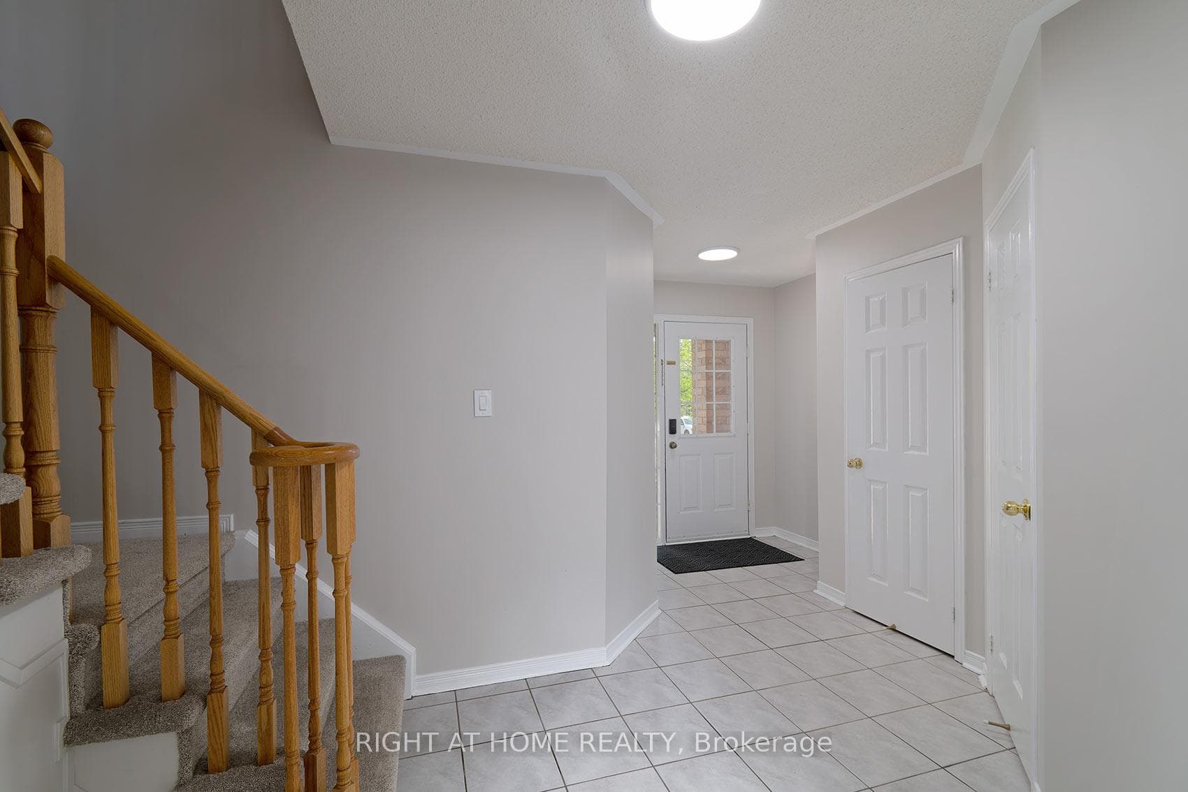 18 Frank Johnston Road - Townhouse photo 7 of 50 in Caledon, Ontario