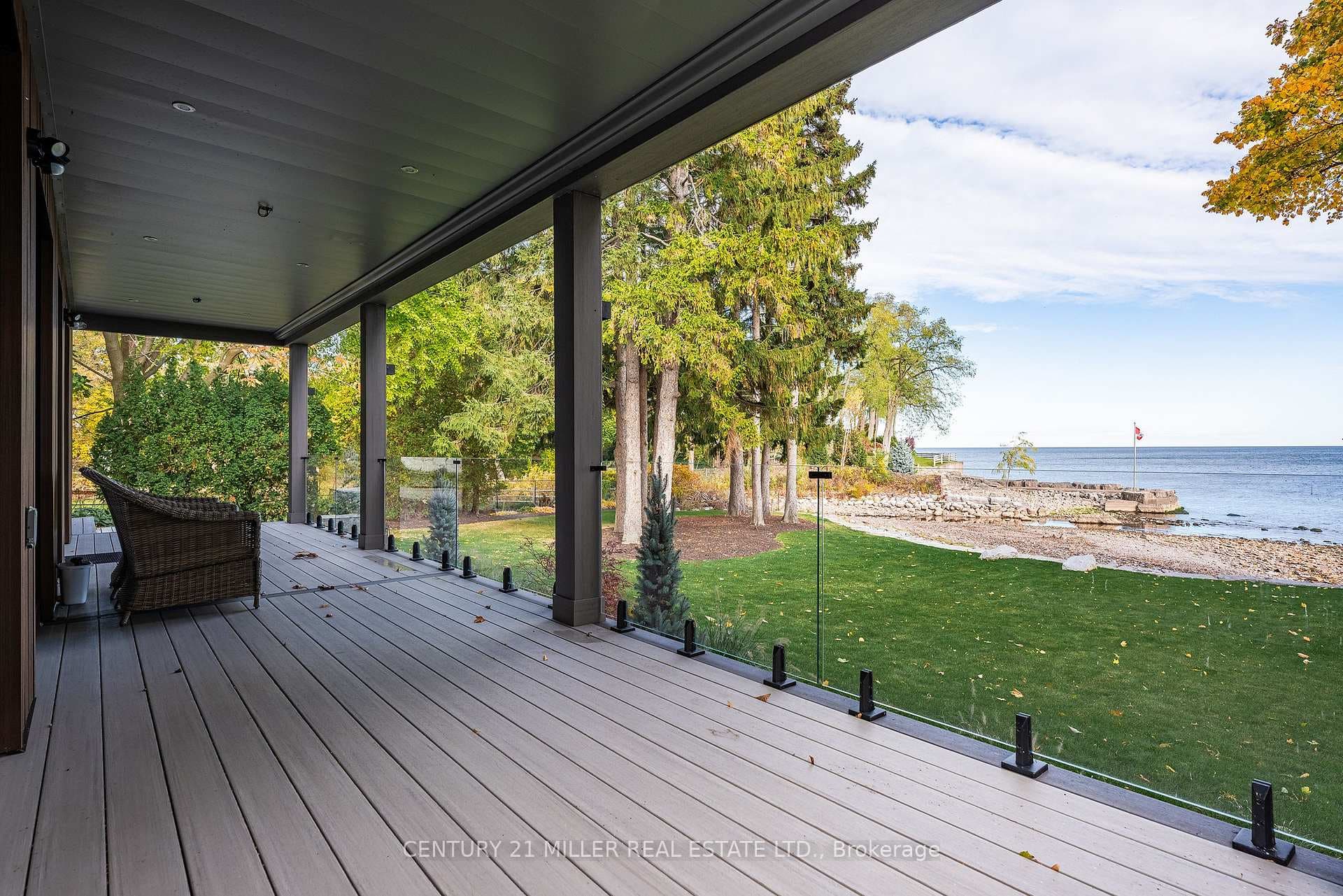 121 Edgecliffe Place - Detached photo 44 of 46 in Burlington, Ontario