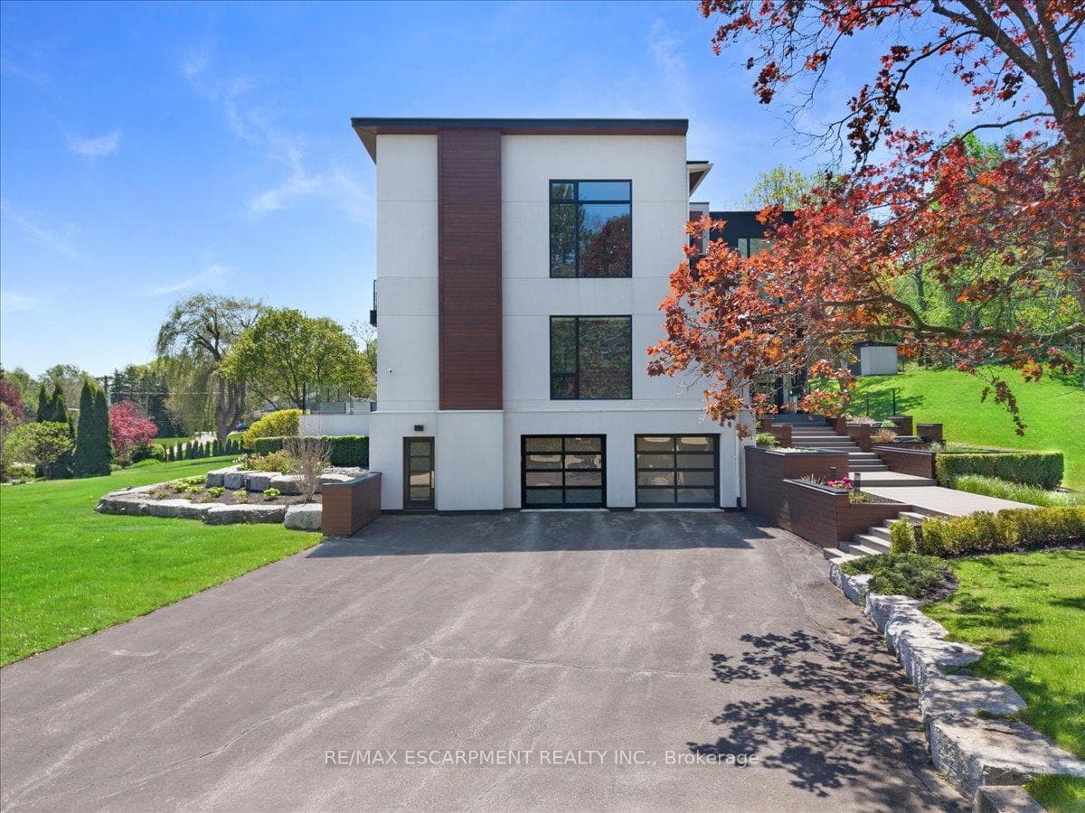 1309 Beaufort Drive - Detached photo 4 of 50 in Burlington, Ontario