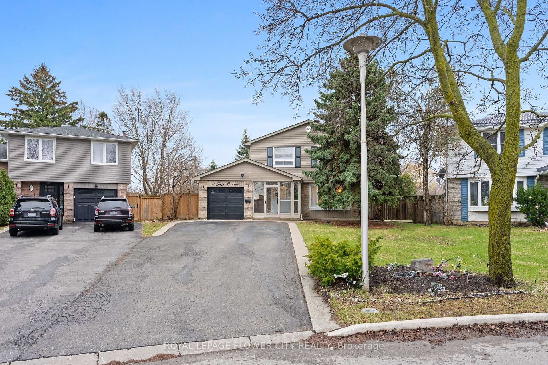 15 Jasper Crescent - Detached for sale in Sandalwood, Ontario