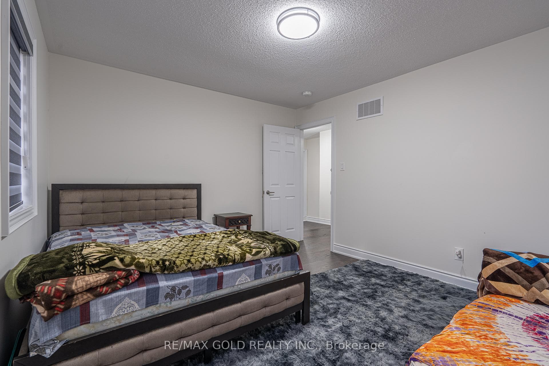 6 Meadow Glade Road - Detached photo 23 of 36 in Brampton, Ontario