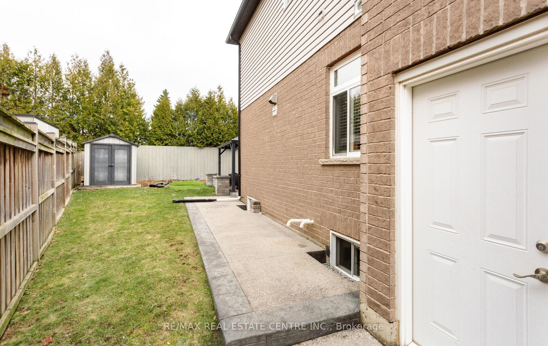 31 Rianna Court - Single Family Home photo 44 of 50 in Hamilton, Ontario