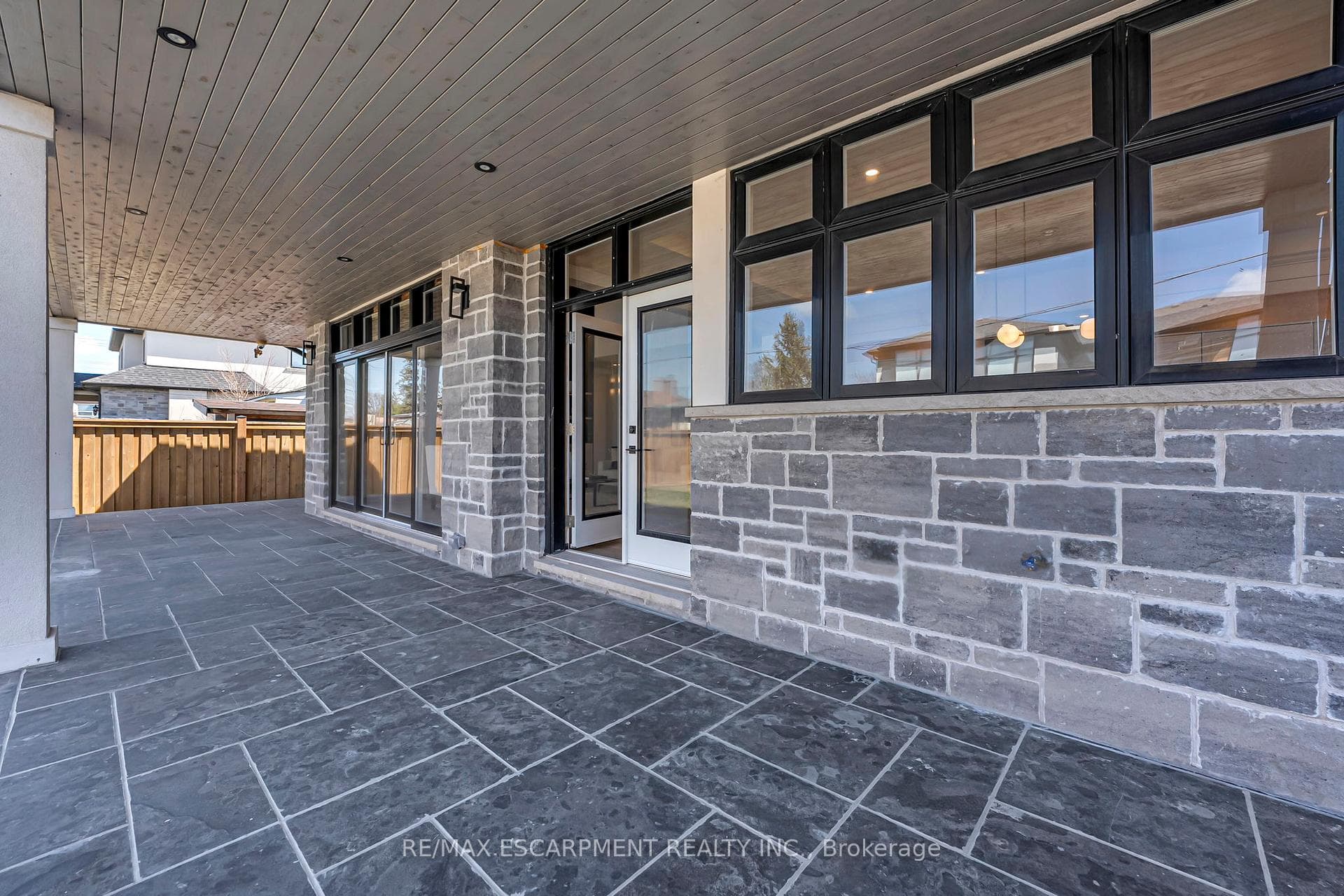 383 Wadsworth Street - Detached photo 44 of 46 in Oakville, Ontario