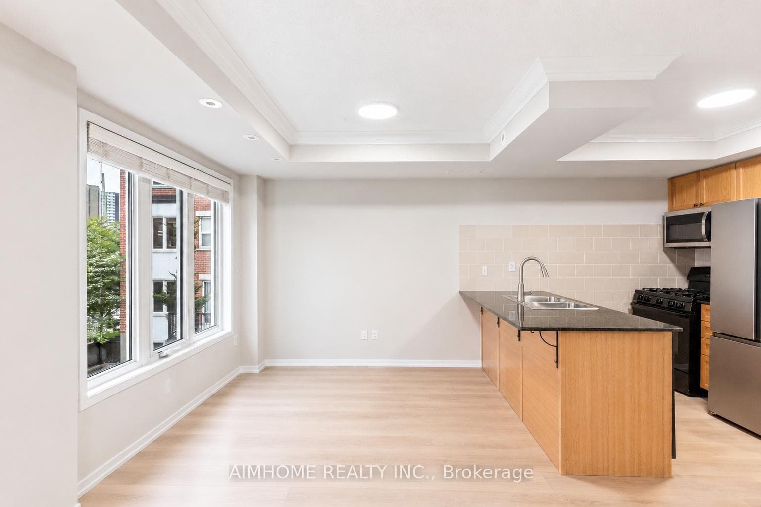 29 Frances Loring Lane Unit 6 - Condo photo 4 of 39 in Riverdale / Leslieville, Ontario