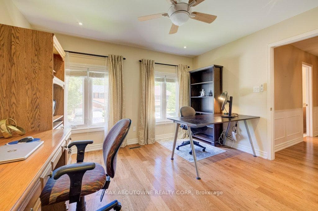 1300 Old Bridle Path - Detached photo 23 of 43 in Oakville, Ontario