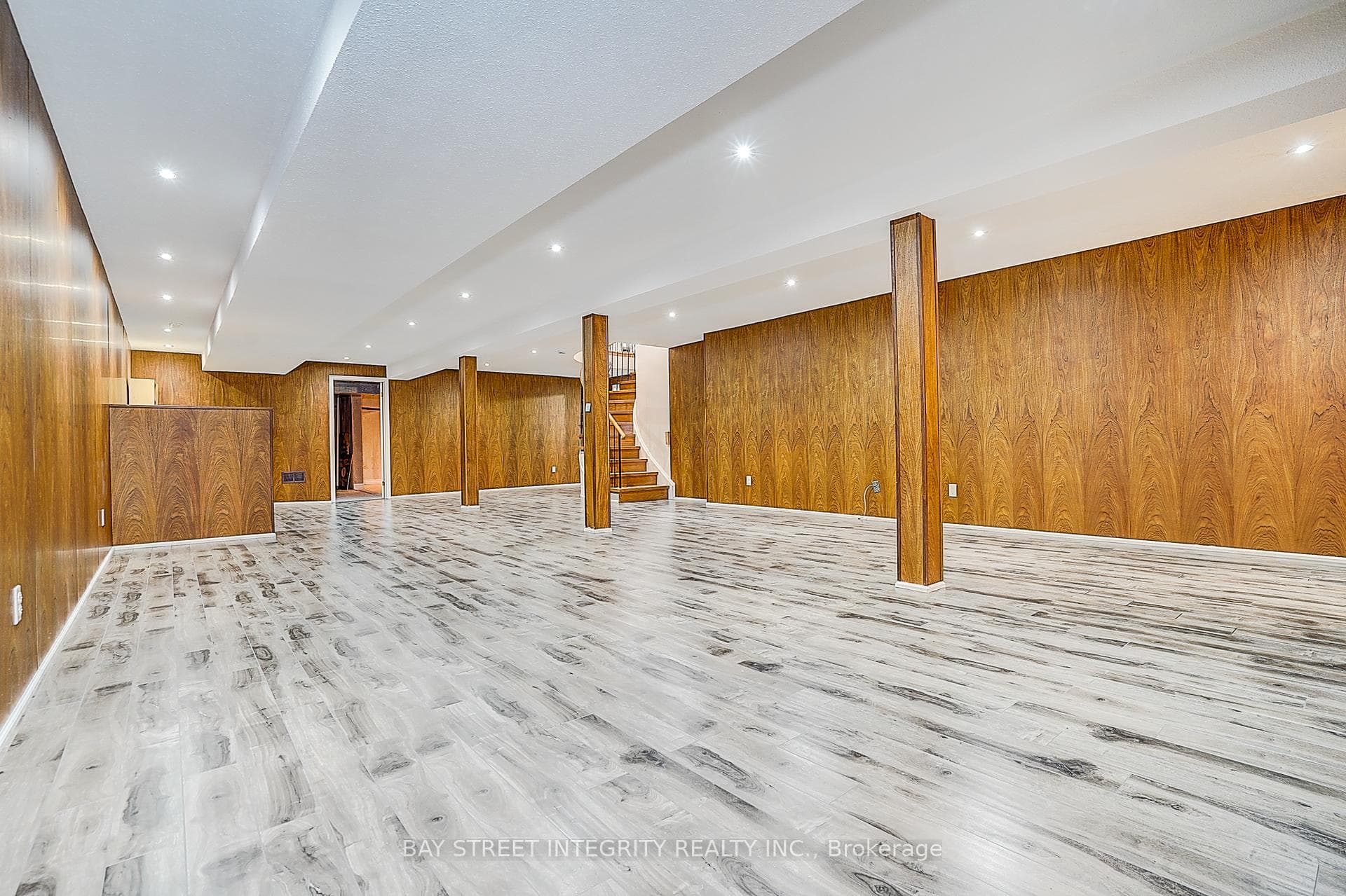46 Caravan Drive - Detached photo 31 of 43 in Don Mills / Parkwoods / Victoria Village, Ontario