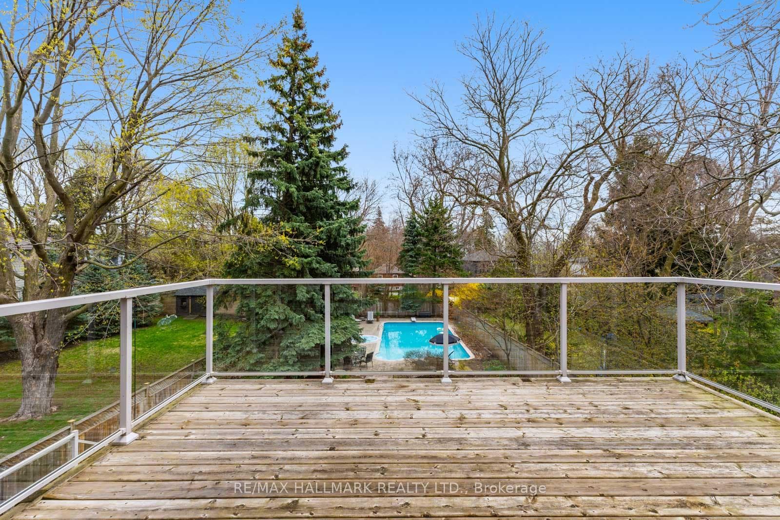 15 Birchcliff Avenue - Detached photo 20 of 49 in Birch Cliff / Cliffside, Ontario