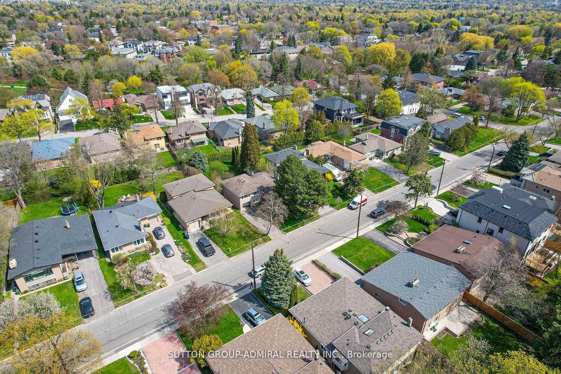 30 Foxwarren Drive - Detached photo 34 of 35 in Hillcrest Village / Bayview Village, Ontario