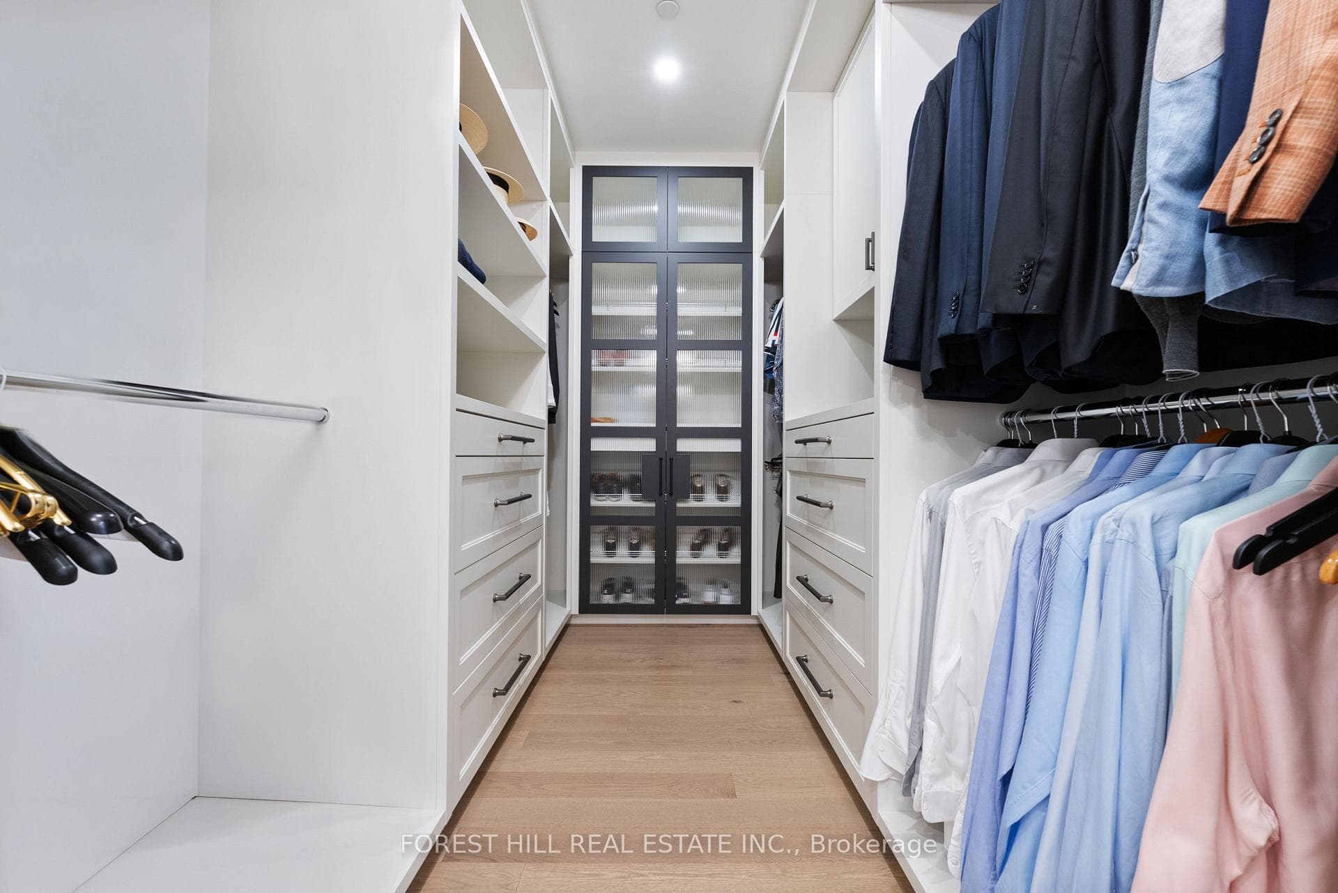 128 Hazelton Avenue Unit 602 - Condo photo 26 of 43 in Annex / Yorkville / Summerhill, Ontario