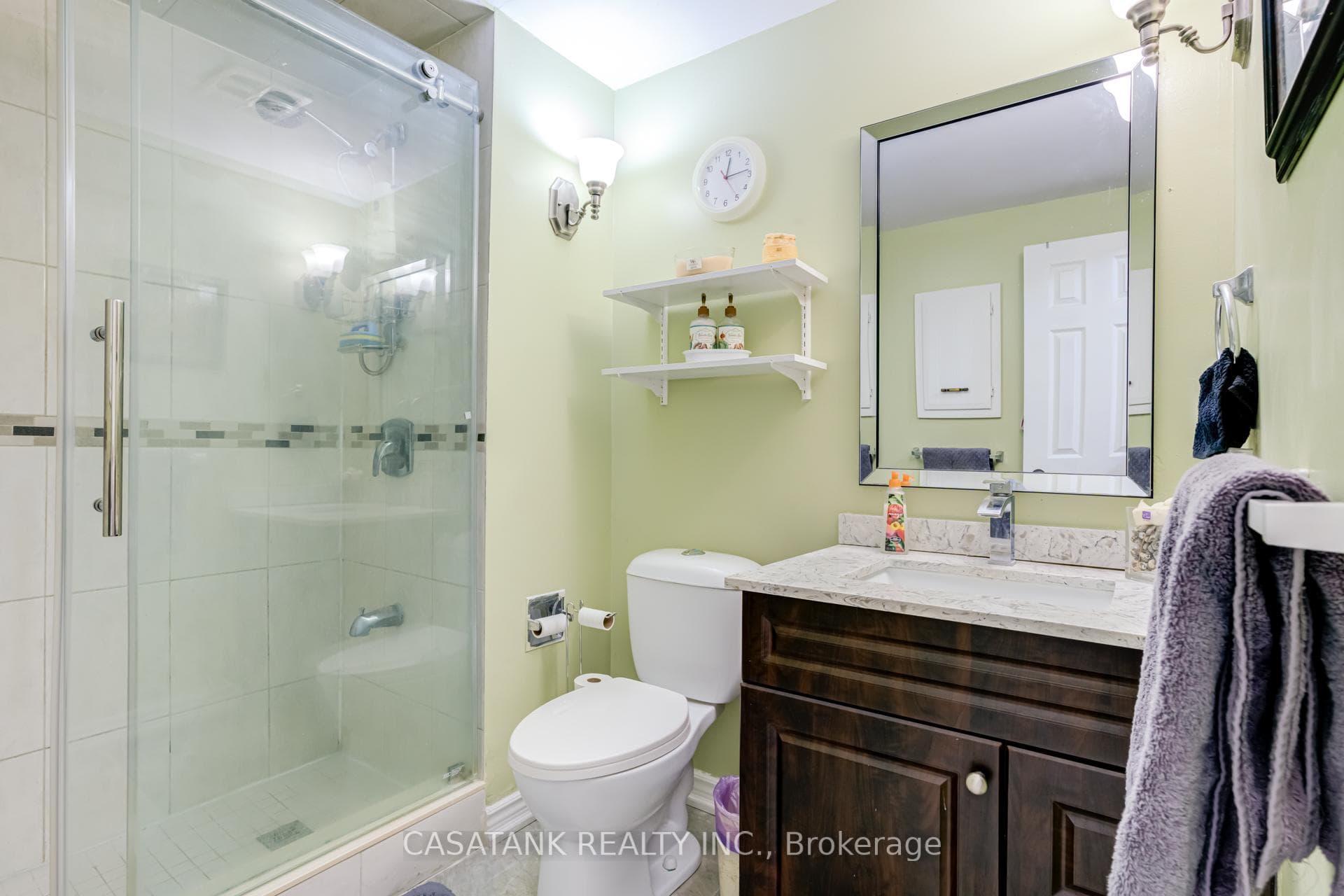 40 Salisbury Circle - Semi-Detached photo 20 of 50 in Brampton, Ontario