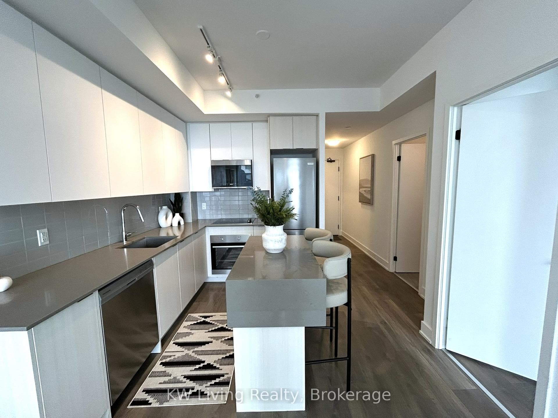 2489 Taunton Road Unit 711 - Condo photo 11 of 20 in Oakville, Ontario